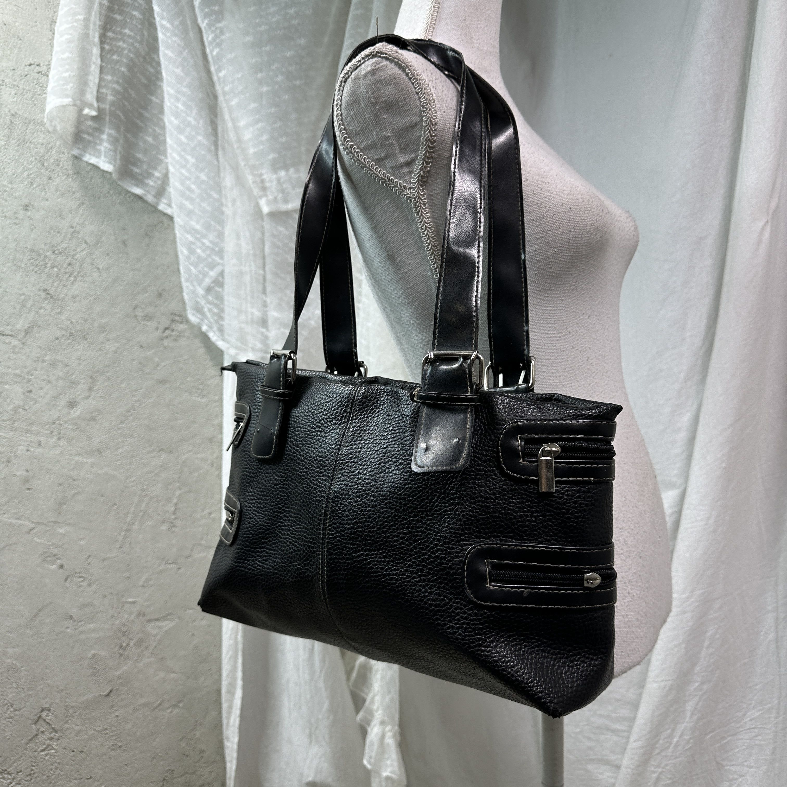Vintage Vintage Avant Garde Leather Zippers Bag Y2K Size ONE SIZE - 5 Thumbnail