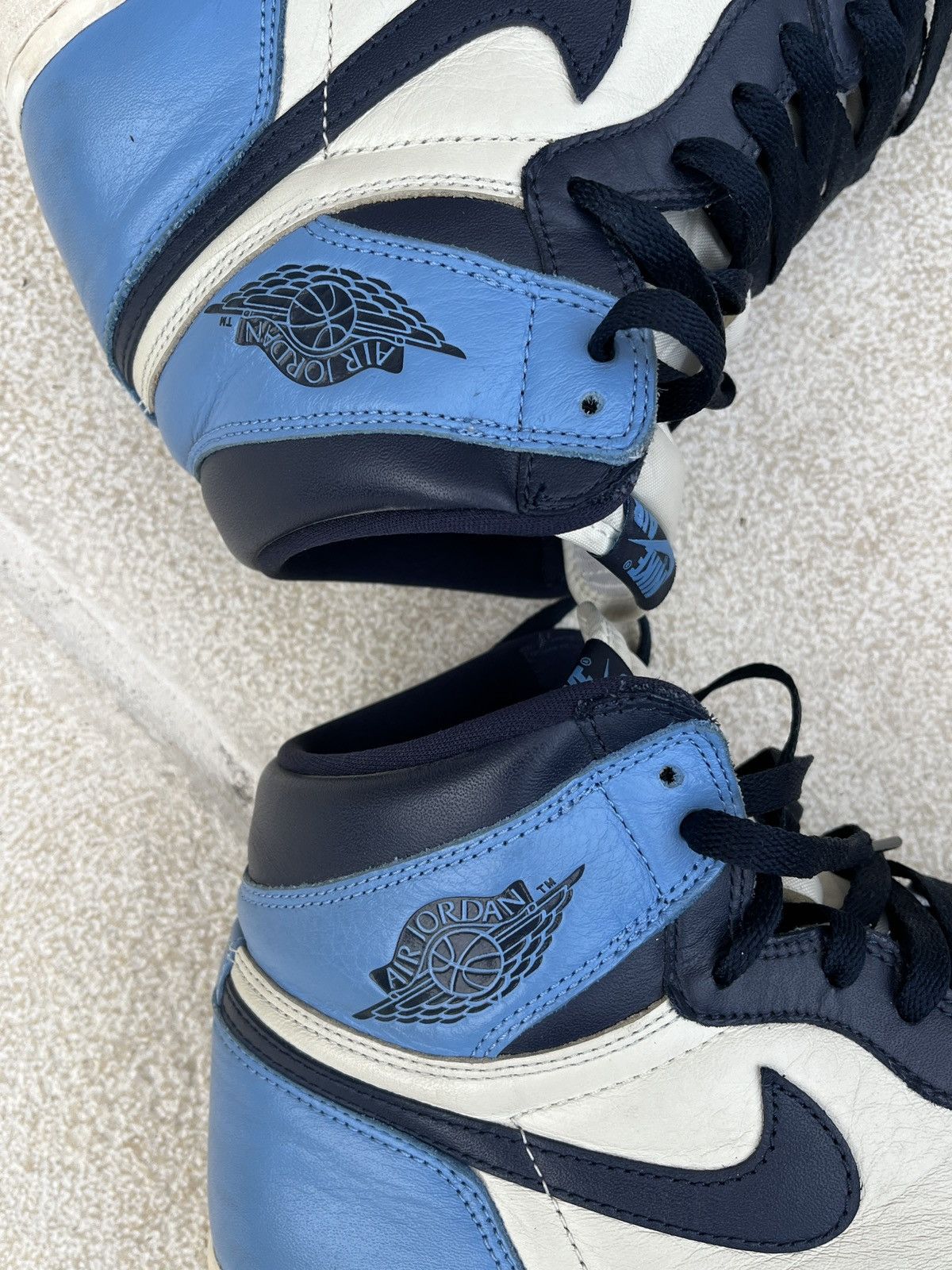Jordan Brand × Nike JORDAN 1 OBSIDIAN SIZE 9.5 Size US 9.5 / EU 42-43 - 5 Thumbnail