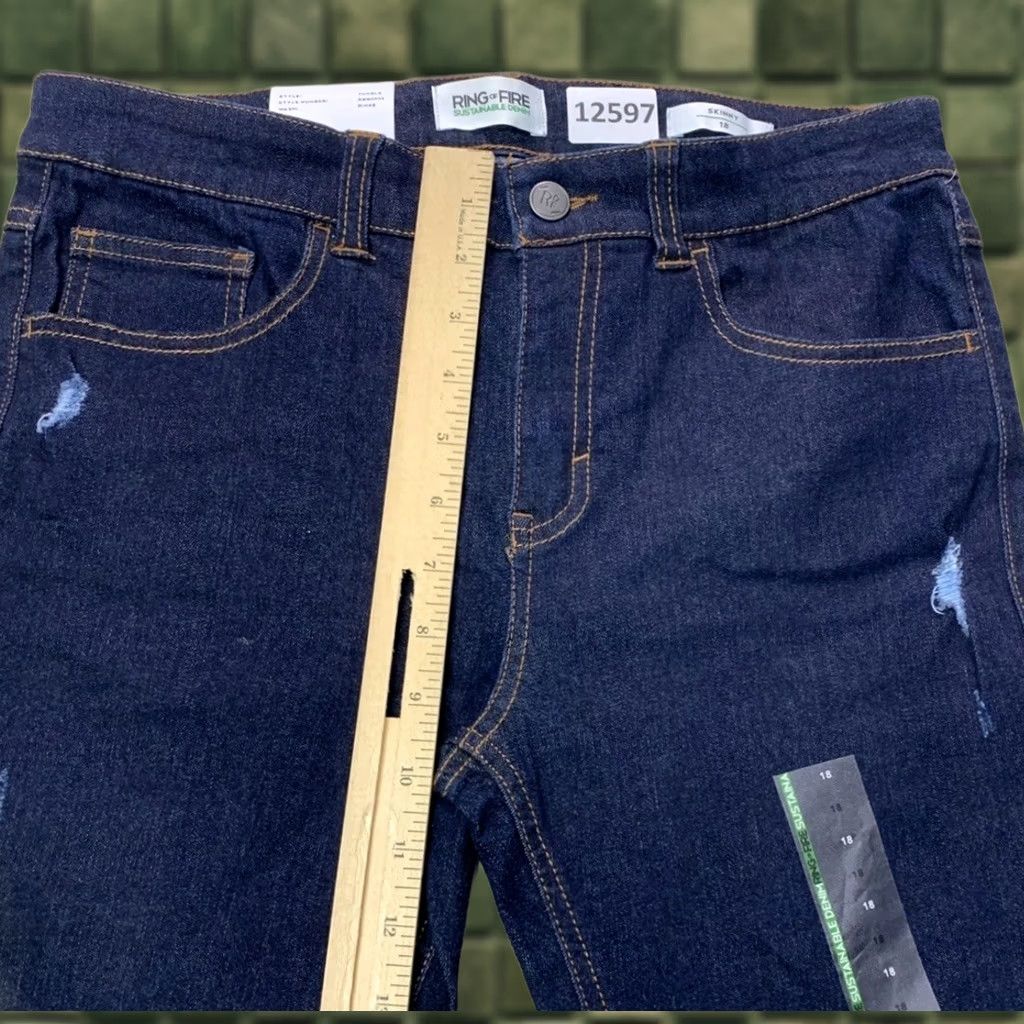 Ring Of Fire VINTAGE Ring Of Fire Denim Jeans Ring Of Fire 18 Juniors Skinny Dark Wash Distressed Blue Jeans Womens Girls Size 40" / US 18 - 1 Thumbnail