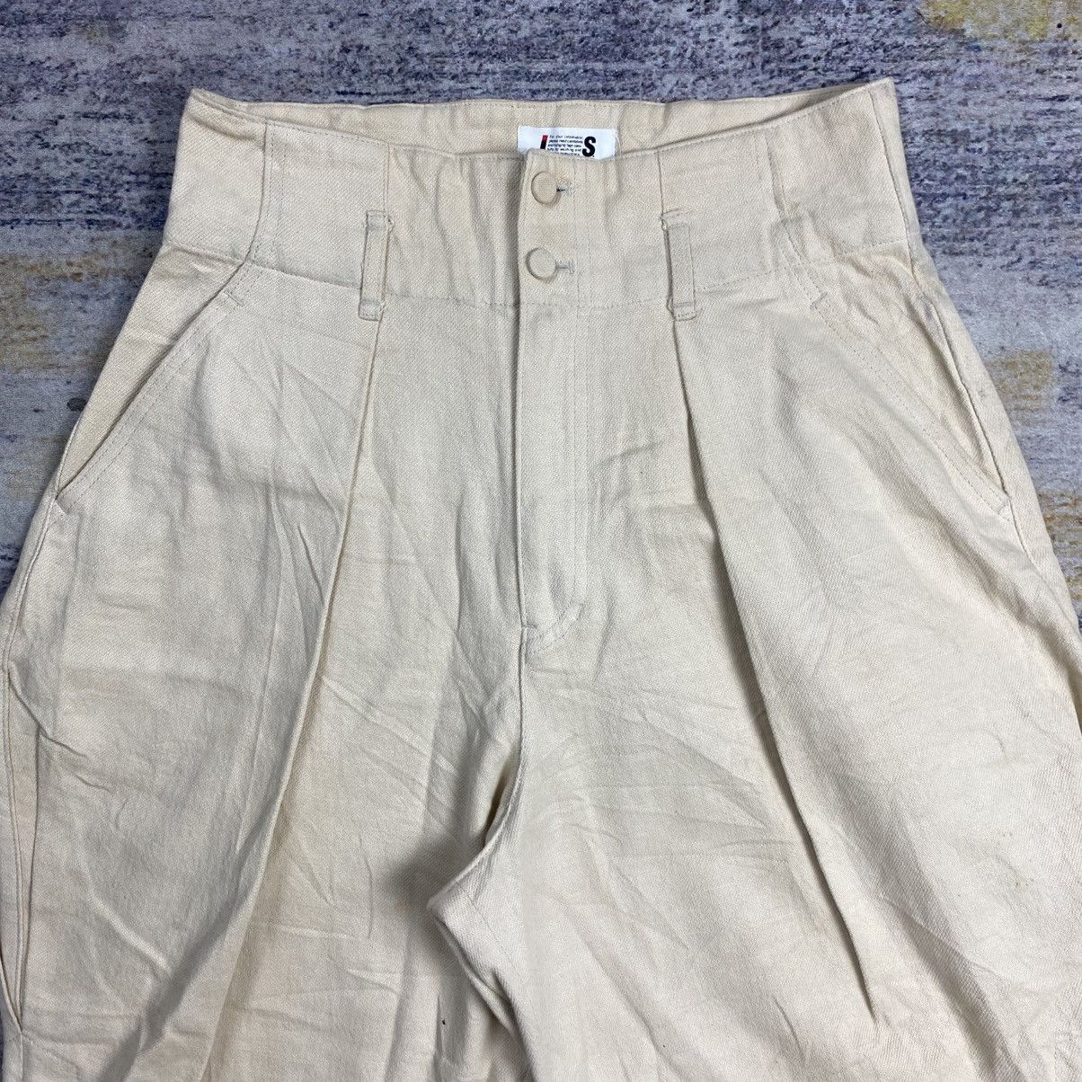 Issey Miyake Issey Miyake pleated short pants Size US 28 / EU 44 - 4 Thumbnail