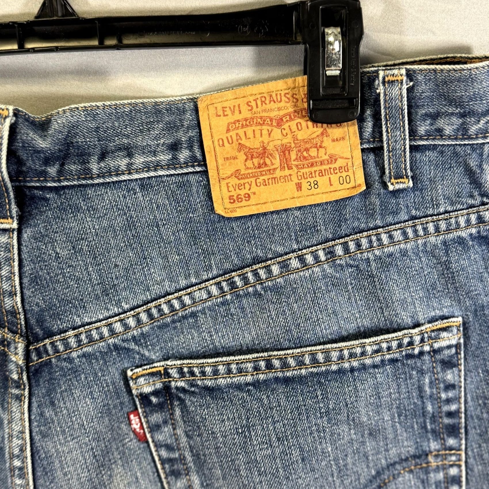 Levi's Levi's 569 Denim Shorts Mens 38 Loose Straight 5 Pocket Bermuda Casual Slim Relaxed Fit Blue 12in Inseam Mens Size US 38 / EU 54 - 3 Thumbnail