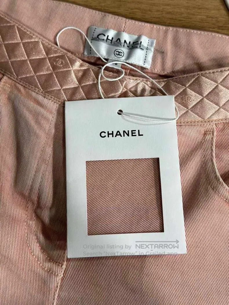 Chanel Pink Diamond Pattern Pants Chanel / Chanel. Size US 36 / EU 52 - 9 Thumbnail