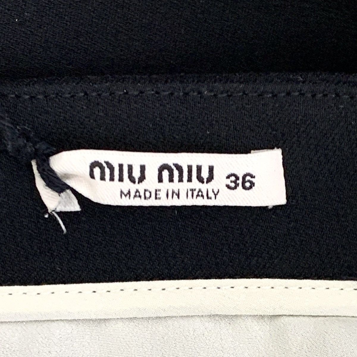 Miu Miu Miu Miu Black Bow Casual Mini Skirt K26WX Size 25" / US 0 / IT 36 - 5 Thumbnail