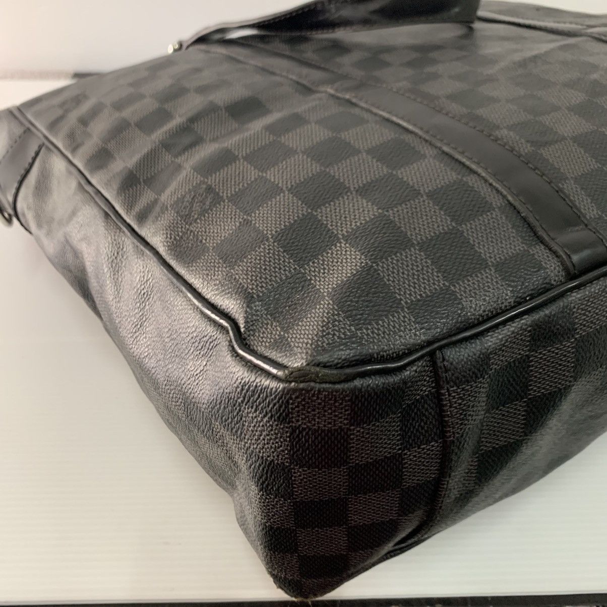 Louis Vuitton Louis Vuitton Damier Large Handle Bag Size ONE SIZE - 11 Thumbnail