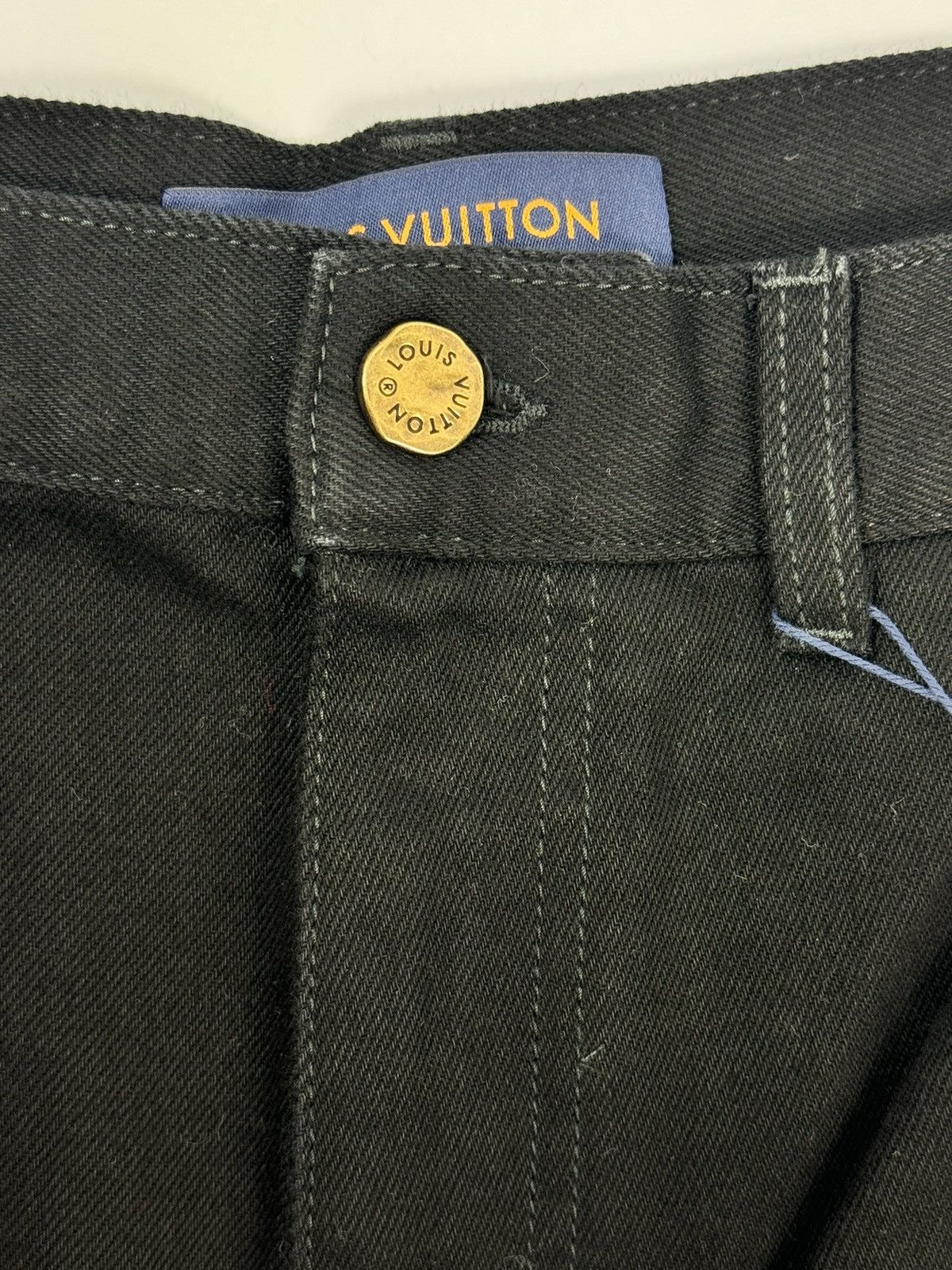 Louis Vuitton MONOGRAM PRINT DENIM CARGO TROUSERS Size US 34 / EU 50 - 5 Thumbnail