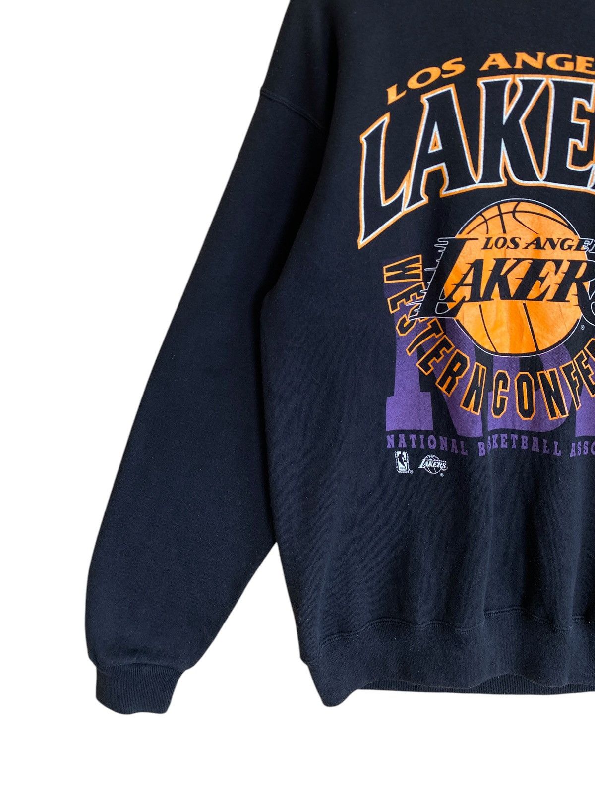 NBA Rare Vintage NBA Team Los Angeles Lakers Sweatshirt 1990s Size US L / EU 52-54 / 3 - 4 Thumbnail