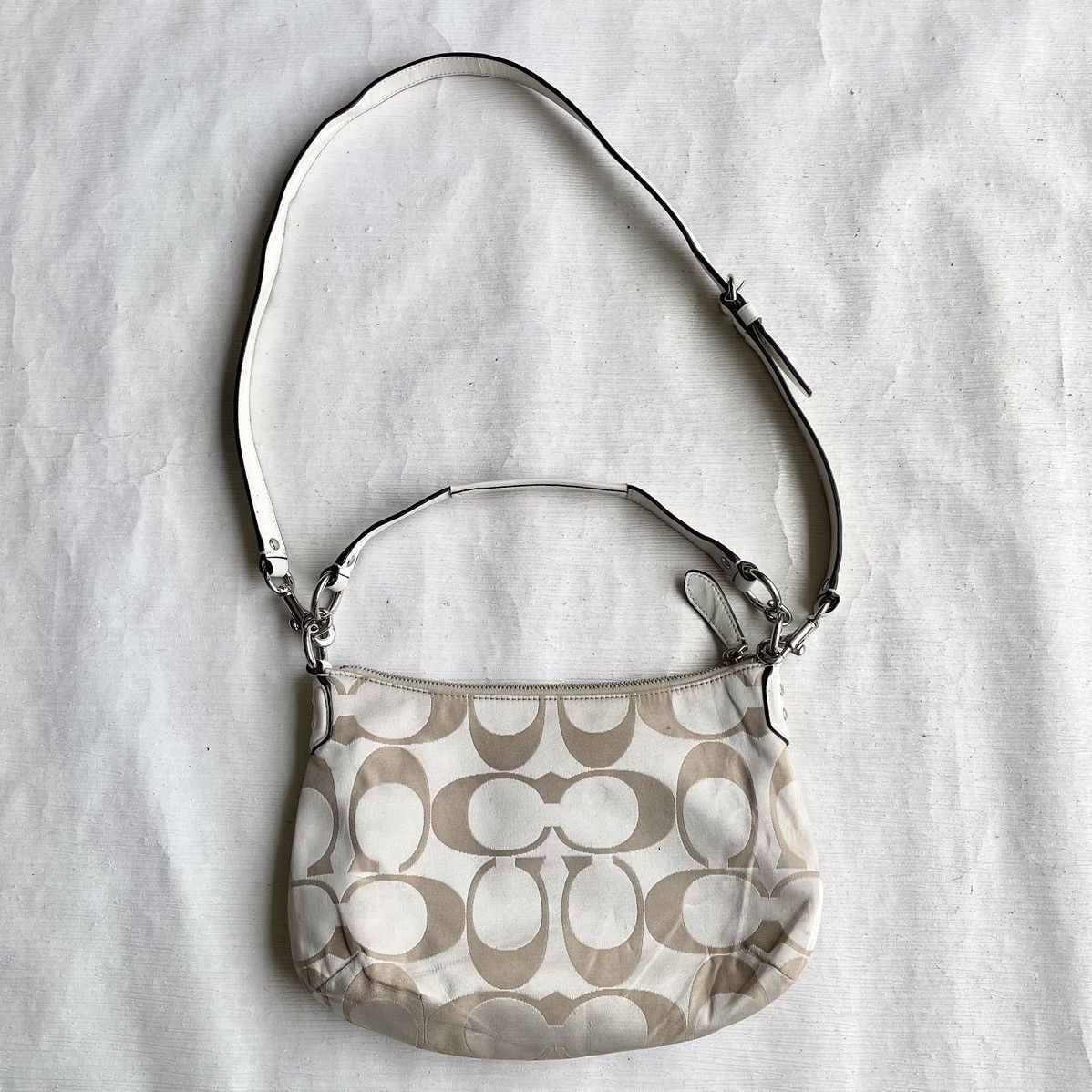 Coach Coach Signature 2 Way Sling Bag Size ONE SIZE - 9 Thumbnail