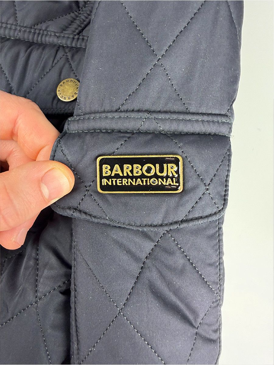Barbour Barbour International Women's Quilted Jacket, Black Size M / US 6-8 / IT 42-44 - 8 Thumbnail