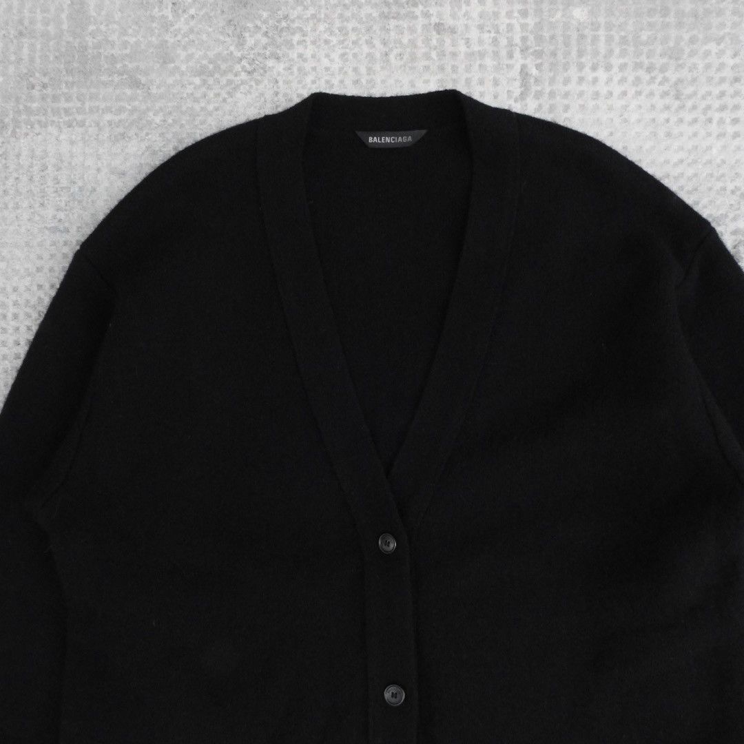 Balenciaga BALENCIAGA WOOL KNIT CARDIGAN Size US L / EU 52-54 / 3 - 2 Thumbnail
