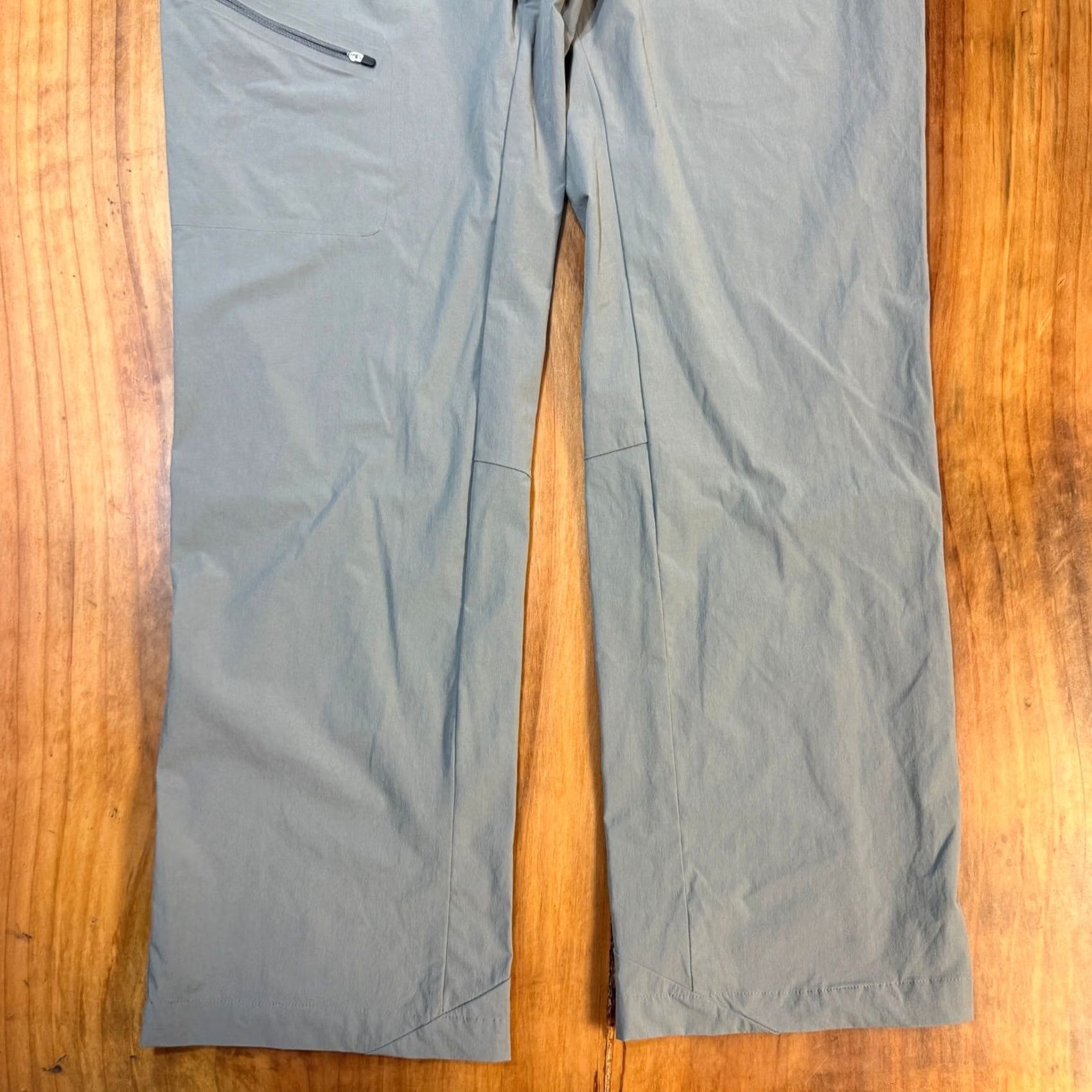 Vintage GoLite Pants Mens XL Gray Men Hiking Athletic Nylon Straight let Outdoor Lightweight X17 Size US 36 / EU 52 - 2 Thumbnail