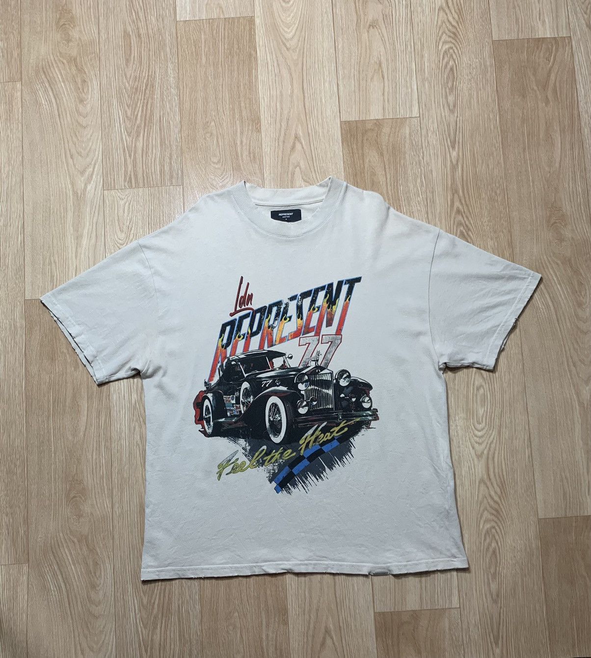 Represent Clo. REPRESENT Feel The Heat T-Shirt Size US XL / EU 56 / 4 - 1 Thumbnail