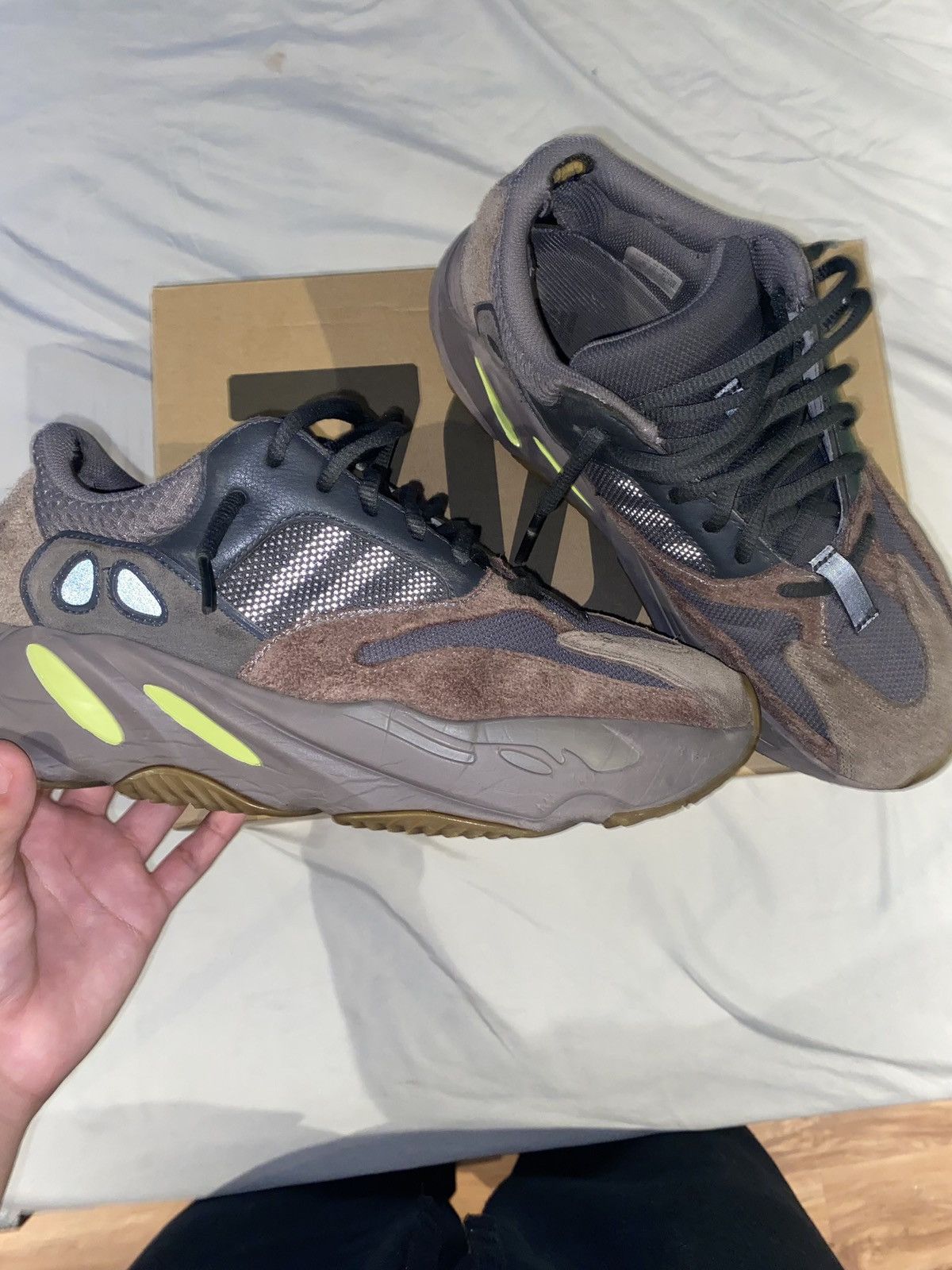 Adidas × Yeezy Yeezy boost 700 Size US 8 / EU 41 - 2 Thumbnail