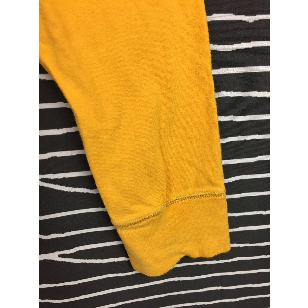 Abercrombie & Fitch Abercrombie & Fitch Embroidered Logo Long Sleeve Tee Size US M / EU 48-50 / 2 - 6 Thumbnail