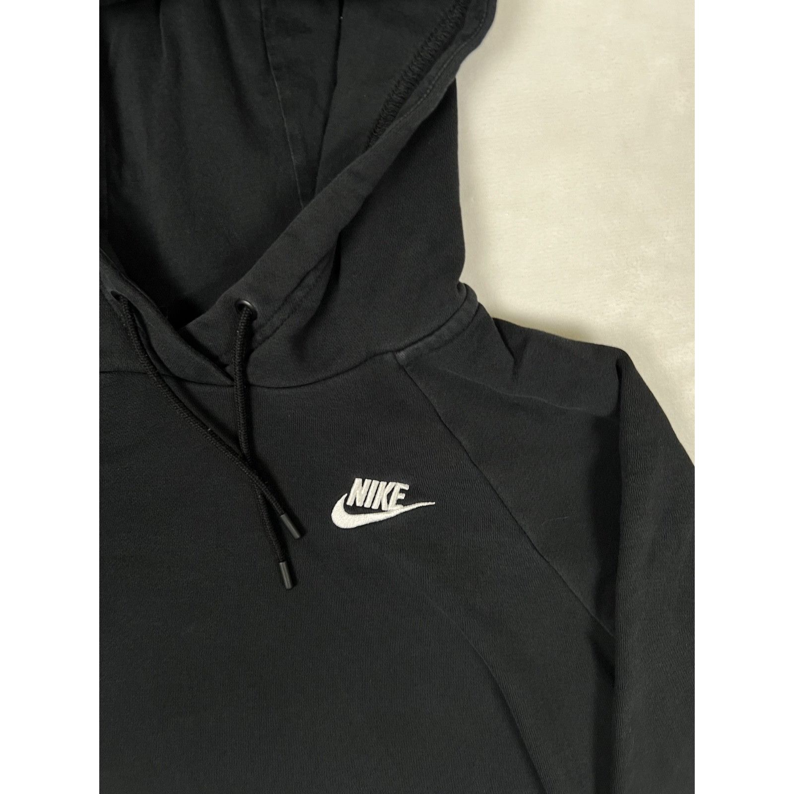 Nike Vintage Nike Black Hoodie Sweatshirt Women's XS Y2K Embroide Size XS / US 0-2 / IT 36-38 - 2 Thumbnail
