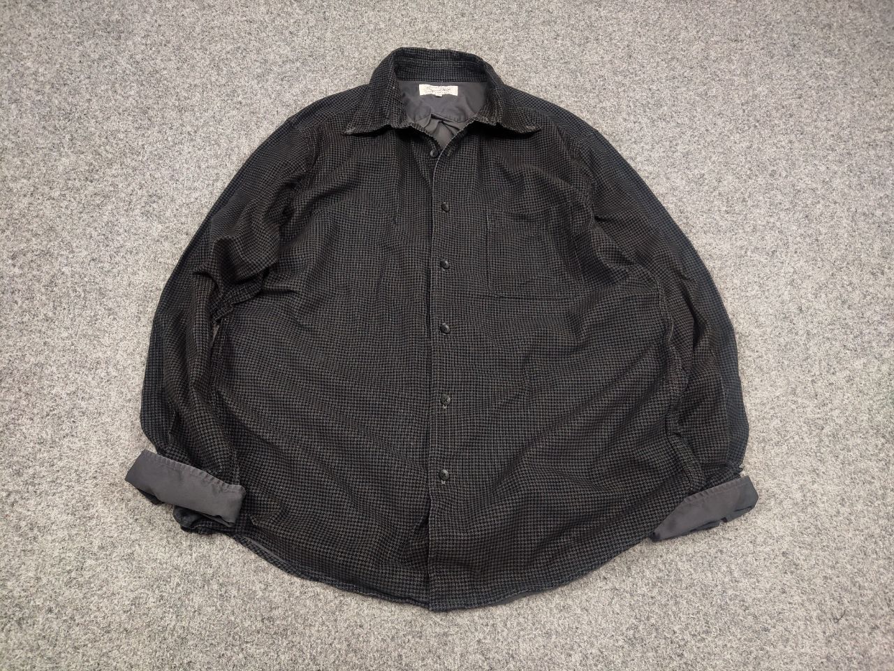 If Six Was Nine Original Wash Vintage Japan Made Uniqlo Dark corduroy Shirt Size US XL / EU 56 / 4 - 2 Thumbnail