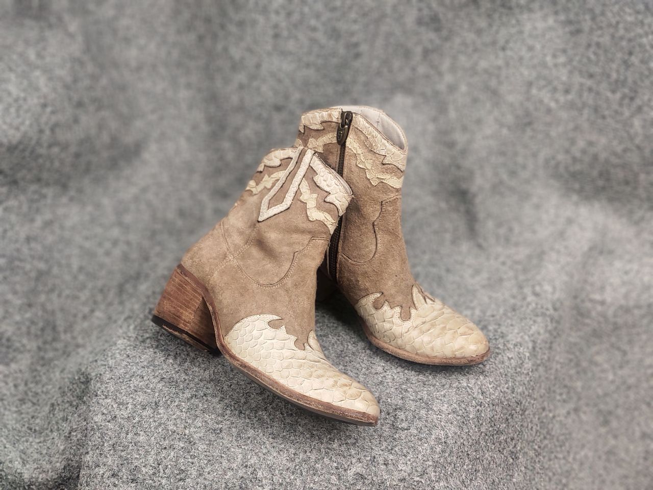 Vintage Fauzian Jeunesse Leather reptile Western Ankle Boots Zip Size US 7 / IT 37 - 1 Thumbnail