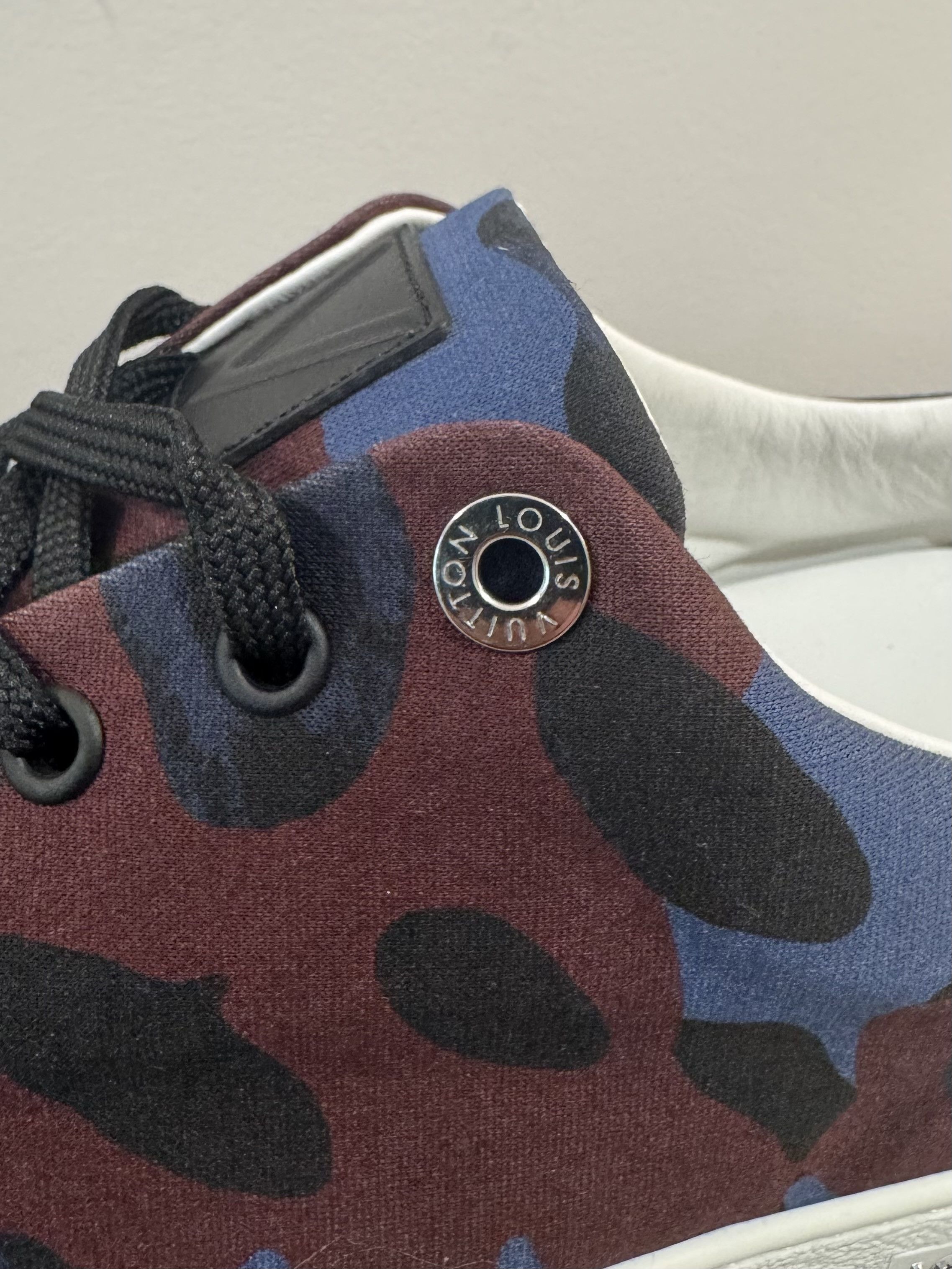 Louis Vuitton Louis Vuitton Frontrow sneaker Size US 11 / EU 44 - 4 Thumbnail