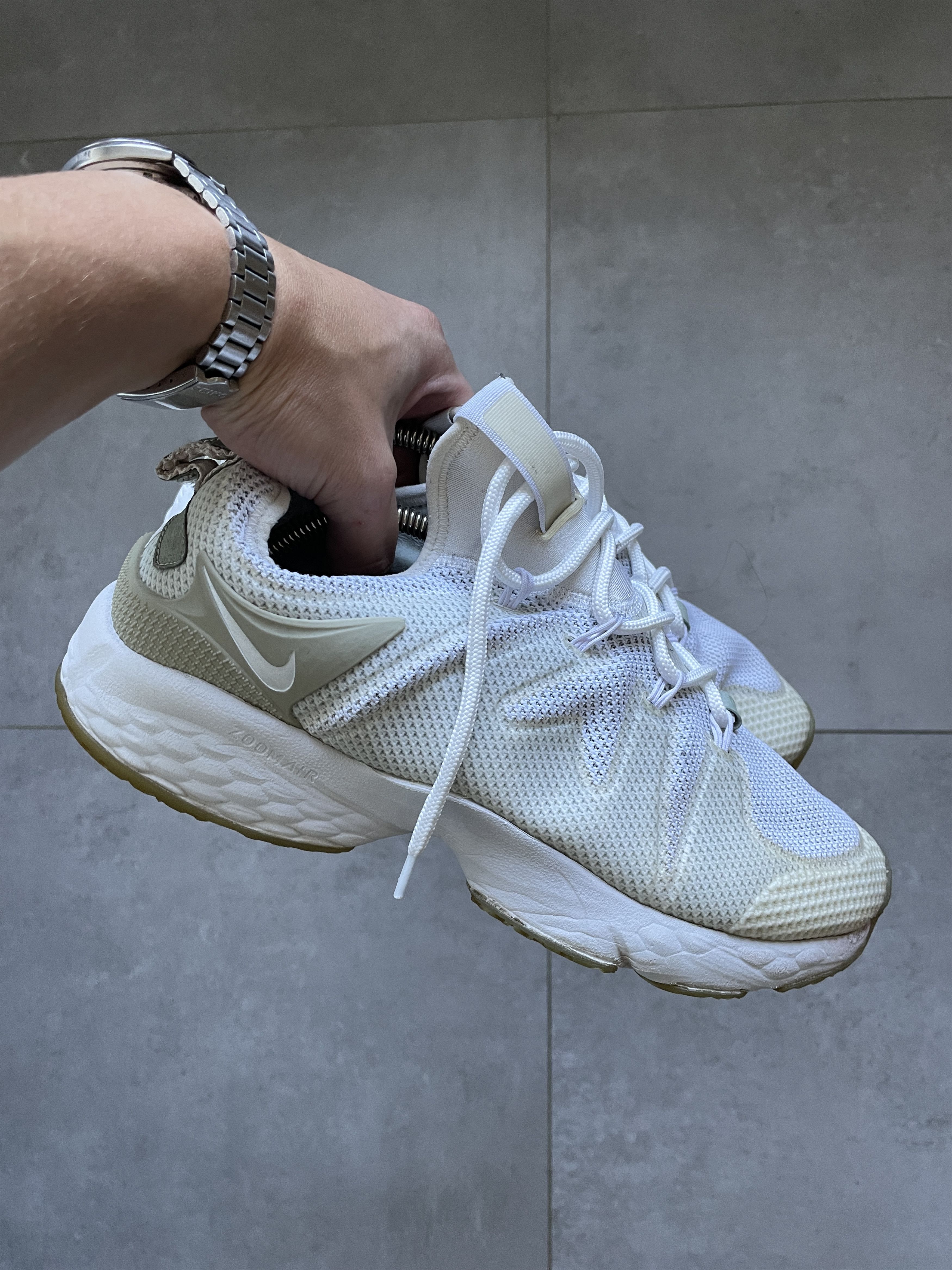 Kim Jones × Nike Y2K NIKE AIR ZOOM X KIM JONES TRIPLE WHITE RUNNERS Size US 6 / EU 39 - 1 Thumbnail