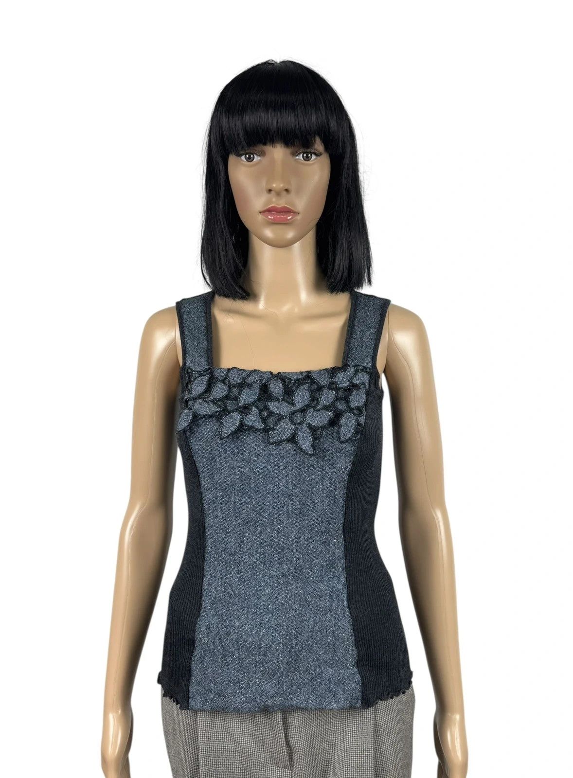 Other Oscalito Seta Wool Tank Top Decorated Flowers size 2 Size S / US 4 / IT 40 - 1 Thumbnail