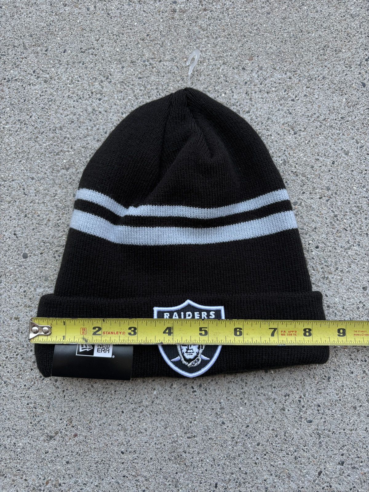 NFL × New Era DS New Era X NFL Las Vegas Raiders Black Snow Knitted Beanie Size ONE SIZE - 3 Thumbnail