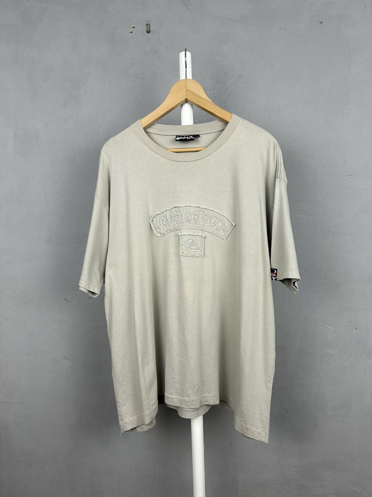 Quiksilver Vintage crazy Quiksilver big logo t shirt surf style Size US XXL / EU 58 / 5 - 1 Thumbnail