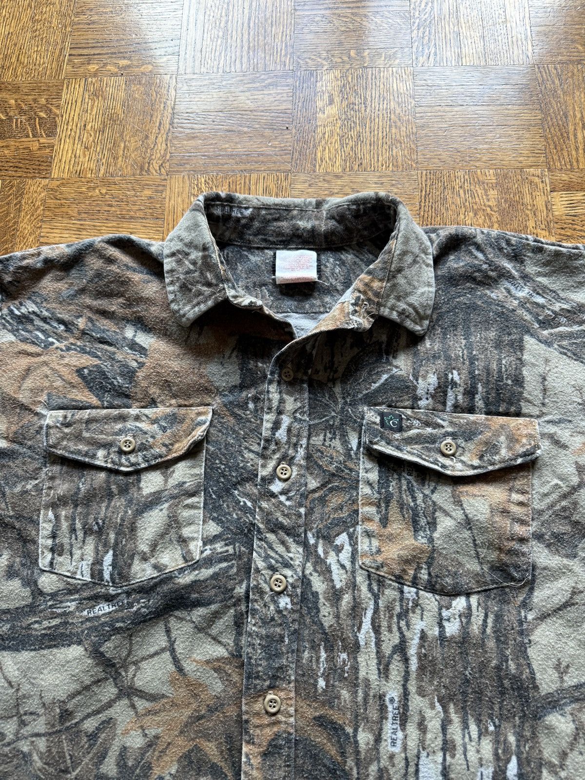 Vintage Vintage Codet Realtree Camouflage Button Up Shirt Size US XL / EU 56 / 4 - 2 Thumbnail