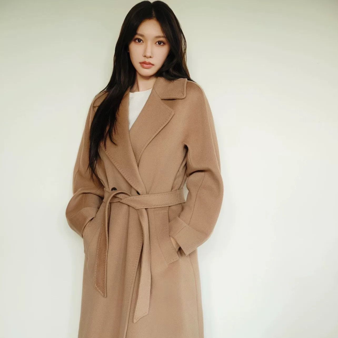 Max Mara maxmara camel cashmere coat size 40 Size US M / EU 48-50 / 2 - 1 Thumbnail