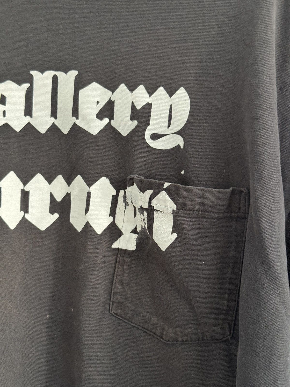Vintage *RARE* PFW EXCLUSIVE GALLERY FURUGI 1/1 VINTAGE POCKET TEE Size US XL / EU 56 / 4 - 5 Thumbnail