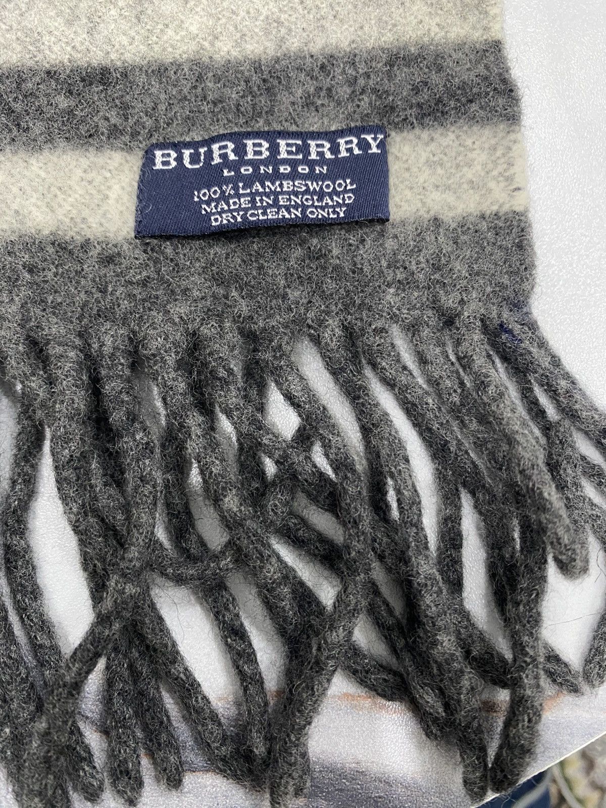 Burberry Burberry Made In England (code:A) Size ONE SIZE - 3 Thumbnail