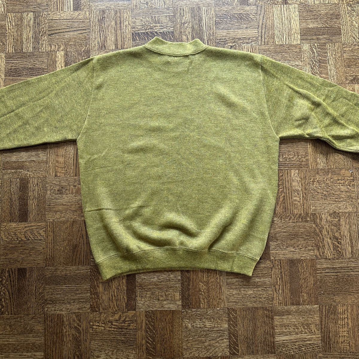Vintage Vintage 60s Creslan and Rayon Chartreuse Knit Sweater Size US L / EU 52-54 / 3 - 3 Thumbnail