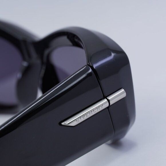 Givenchy 🕶️ New Givenchy GV40044U 01A Sunglasses - Black Frame Size ONE SIZE - 9 Thumbnail