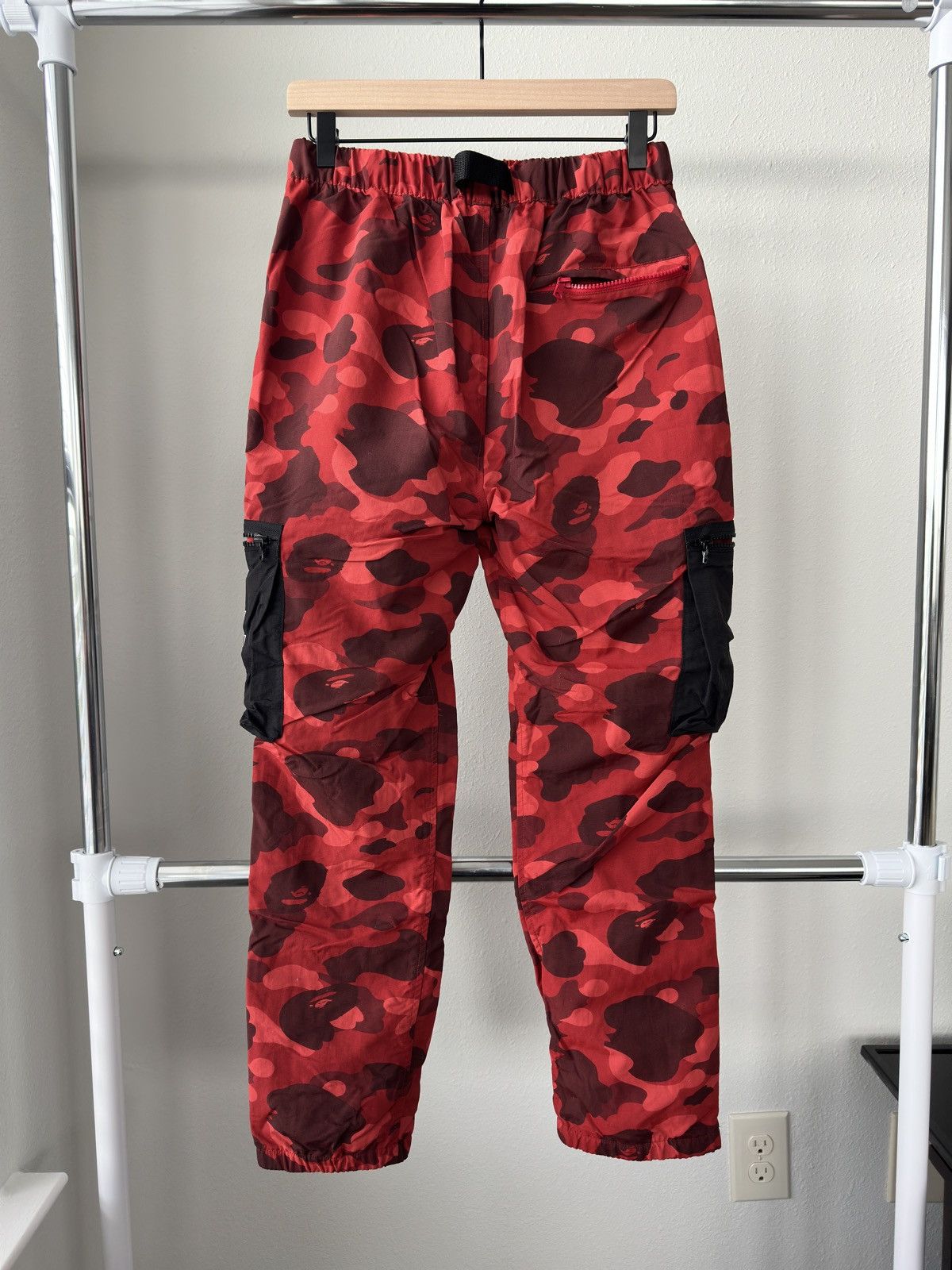 Bape BAPE Camo Cargo Nylon Pants Red Size US 30 / EU 46 - 2 Thumbnail