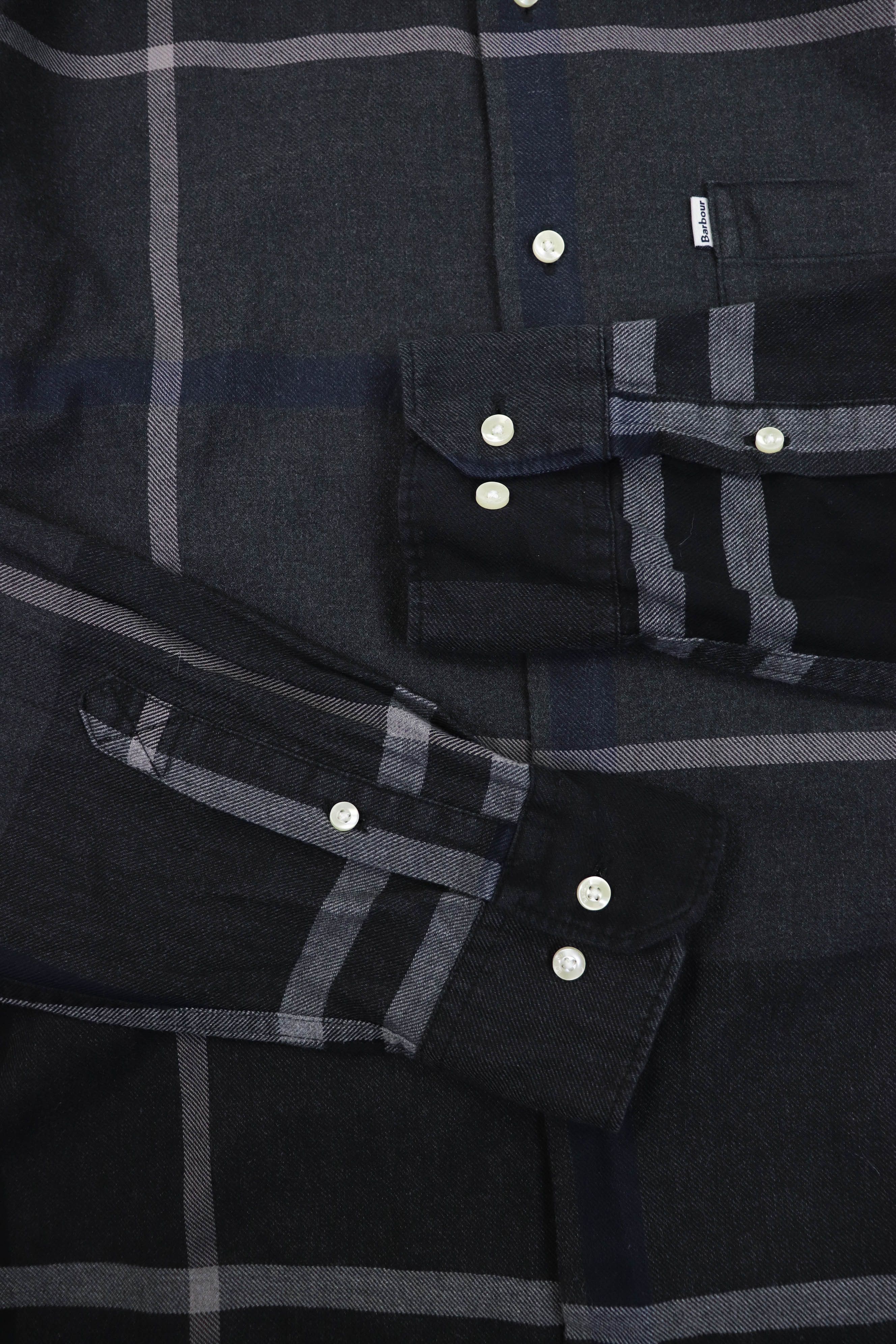 Barbour Barbour Dark Gray Plaid Tailored Fit Shirt Size US S / EU 44-46 / 1 - 7 Thumbnail