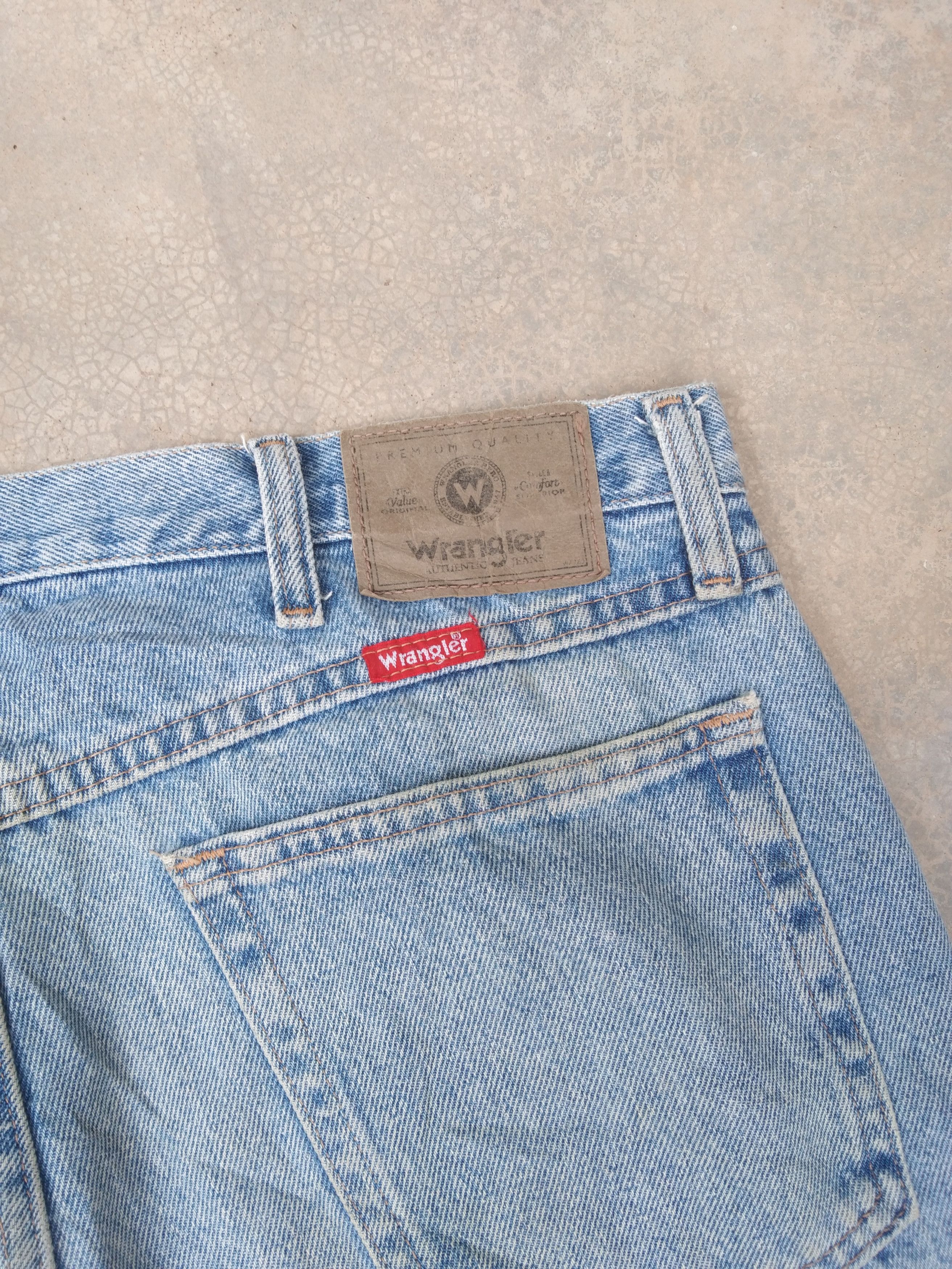 Japanese Brand × Jean × Vintage Vintage Wrangler Straight Leg Dirty Distressed Jeans 36x30 Size US 36 / EU 52 - 3 Thumbnail