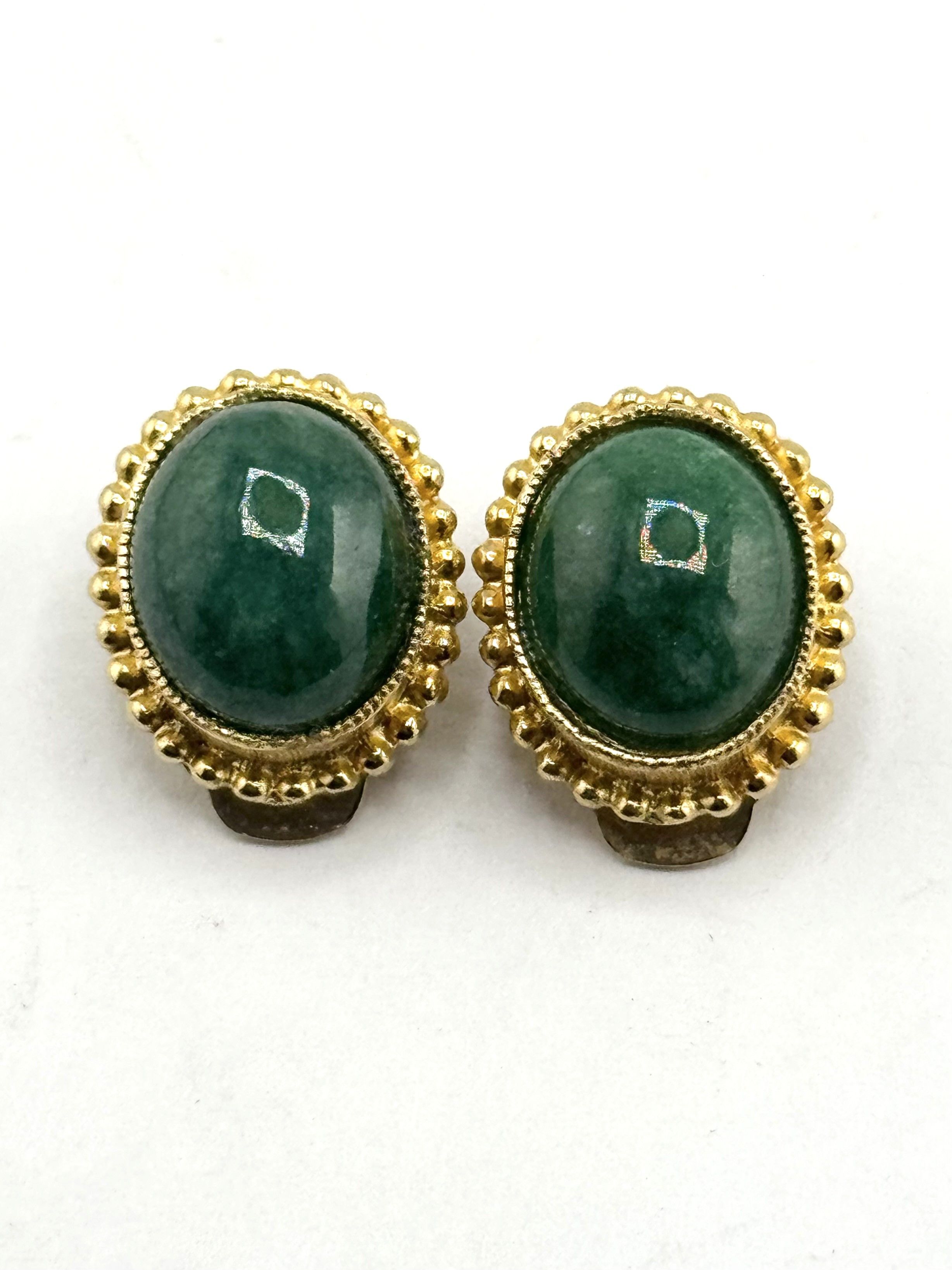 Vintage Vintage green jadeite stone clip on earrings Size ONE SIZE - 1 Thumbnail