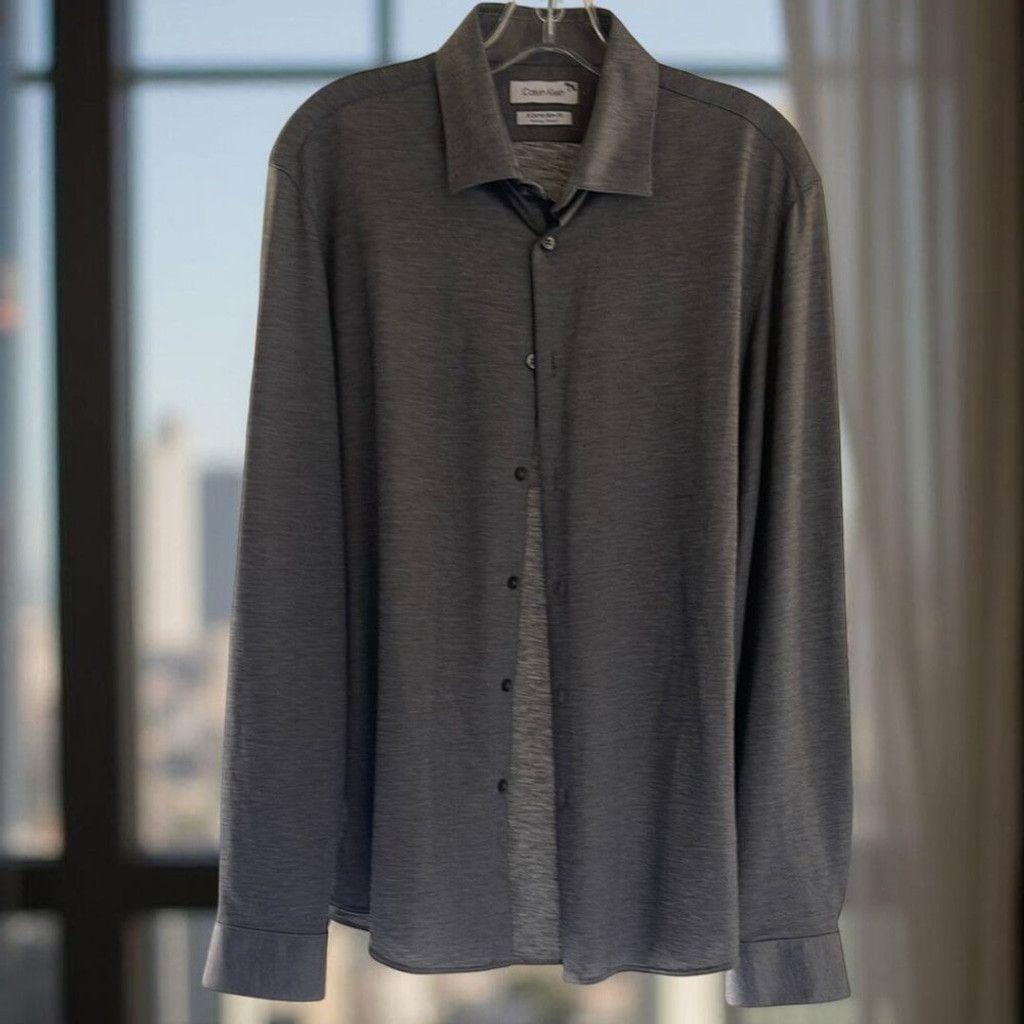 Calvin Klein Calvin Klein Etra Slim Fit - Medium Gray Button-Up Shirt Size US M / EU 48-50 / 2 - 1 Thumbnail