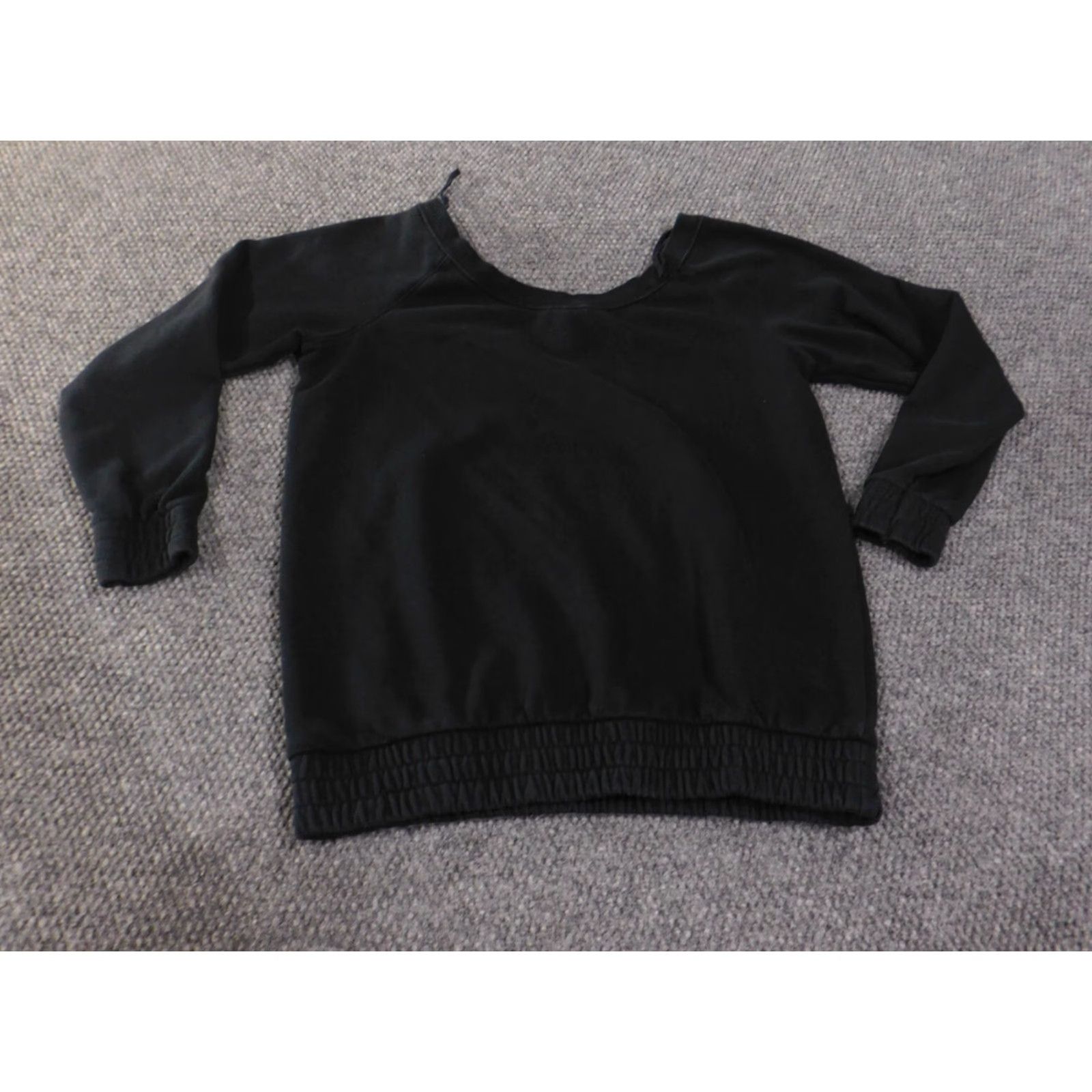 Nike Nike Sweatshirt Womens Small Black Pullover Crew Neck S Stretch Embroidered Swoosh SPORTSWEAR Casual Active Running & Jogging Women’s Regular Fit Size S / US 4 / IT 40 - 7 Thumbnail