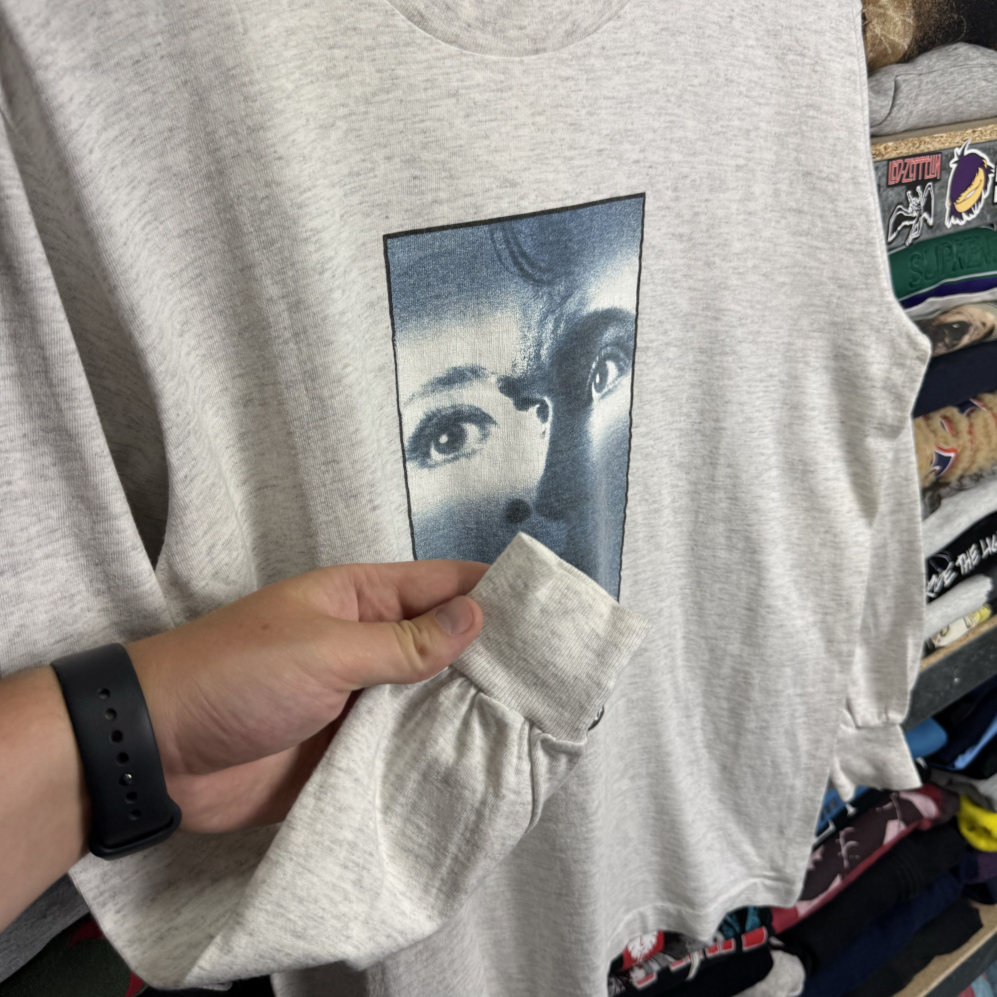 Vintage 1991 DEAD AGAIN THRILLER MOVIE FILM LONGSLEEVE TEE SHIRT Size US M / EU 48-50 / 2 - 4 Thumbnail