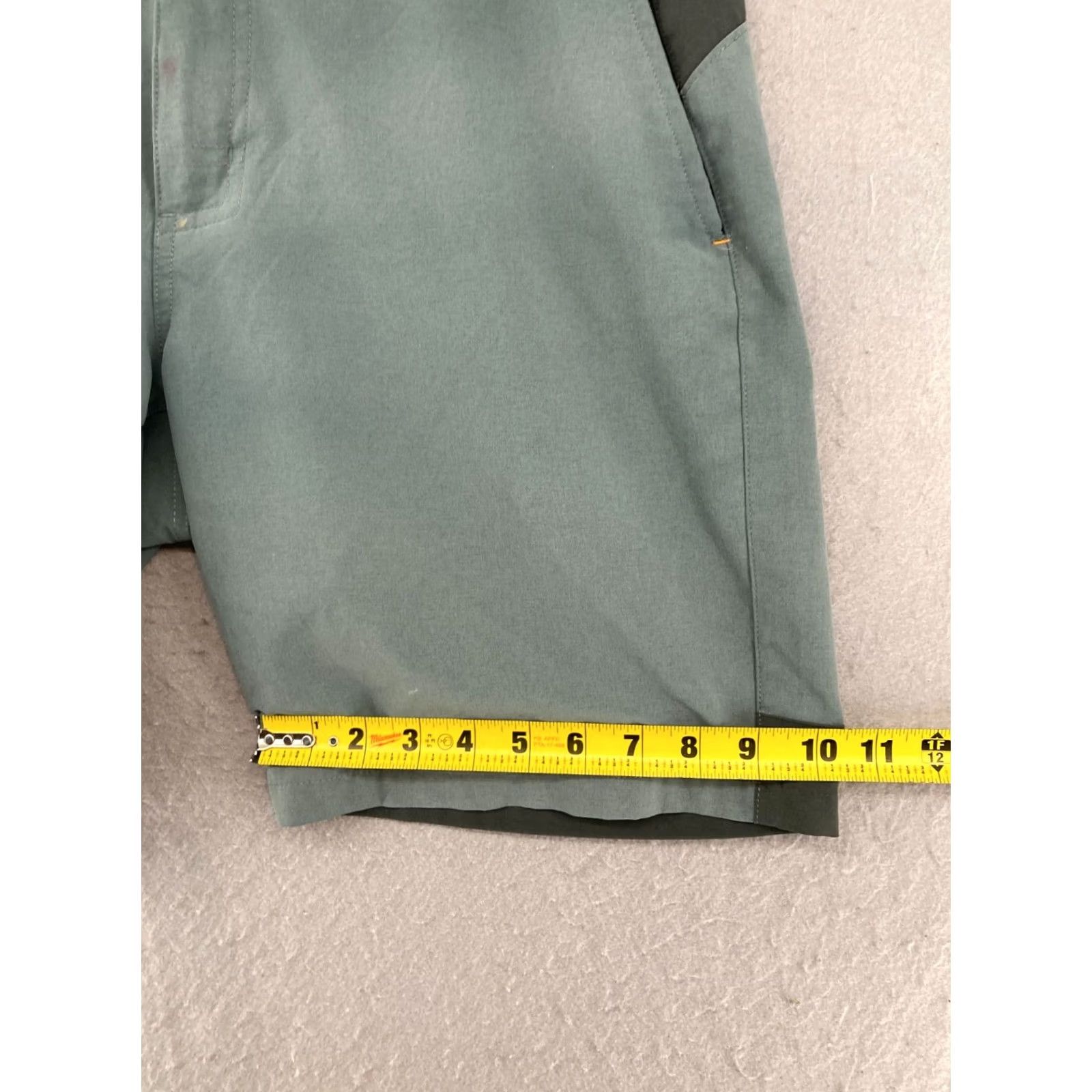 Mountain Hardwear Mountain Hardwear Bermuda Shorts 32 Blue Mens Regular Pocket Solid Outdoor Summer 32 Mens Size US 32 / EU 48 - 5 Thumbnail