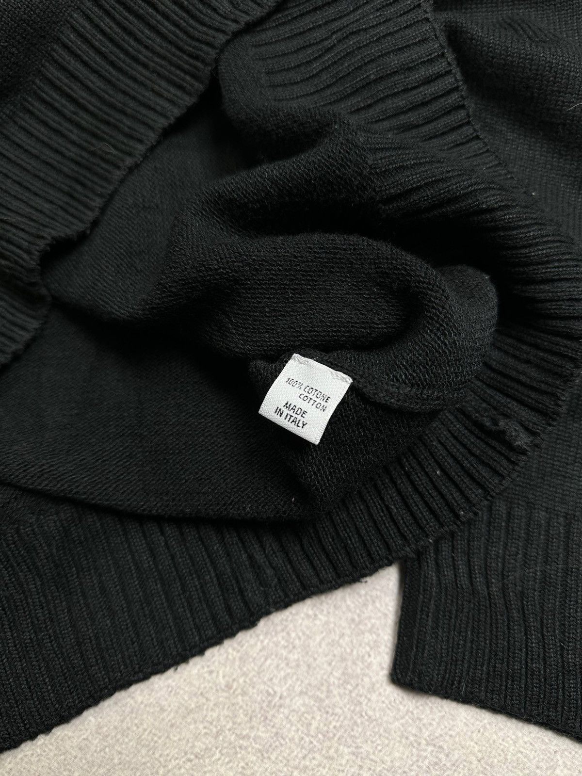 Loro Piana Vintage Loro Piana V-neck Black Knit Sweater IT50 M Size US M / EU 48-50 / 2 - 6 Thumbnail