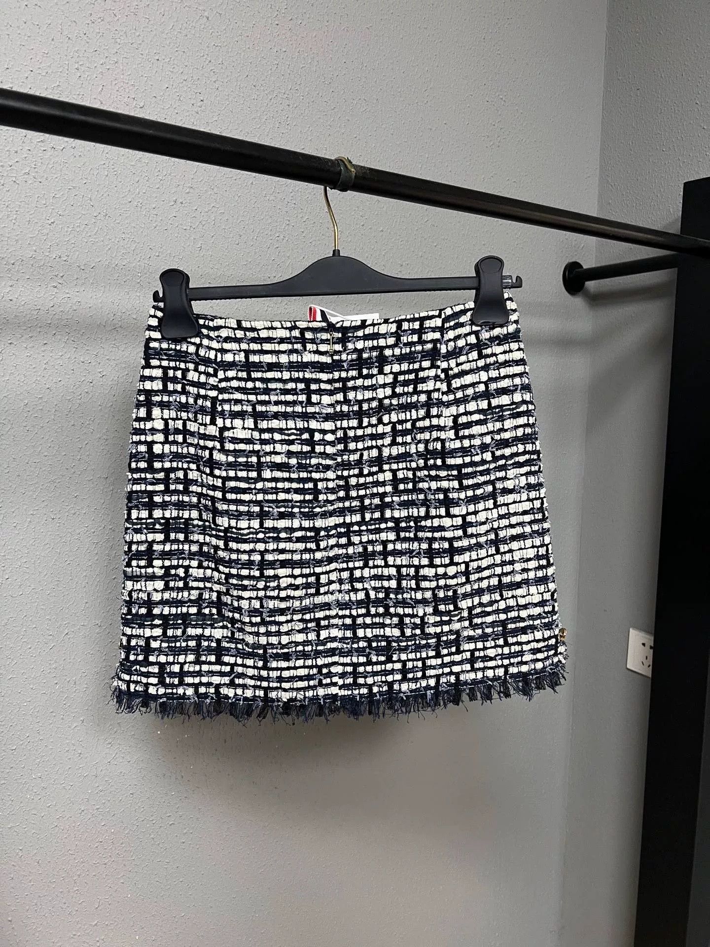 Thom Browne Thom Browne T Fringe Mini Skirt Size US 26 / EU 42 - 2 Thumbnail