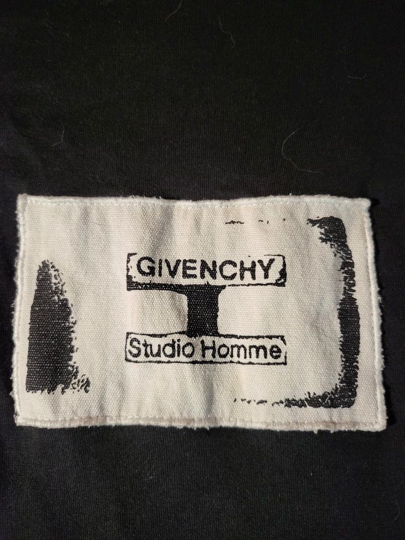 Givenchy Givenchy Short-sleeved T-shirt, Stylish Fit, Comfortable, Size US M / EU 48-50 / 2 - 3 Thumbnail