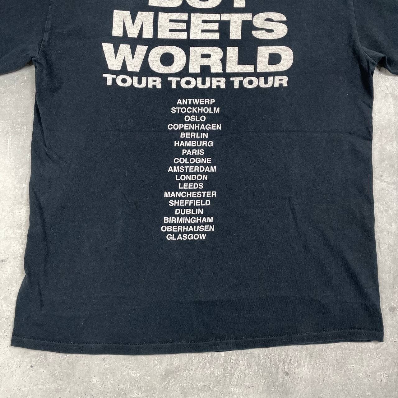 Drake 2017 Drake The Boy Meets World Tour Long Sleeve T Shirt M Size US M / EU 48-50 / 2 - 16 Thumbnail