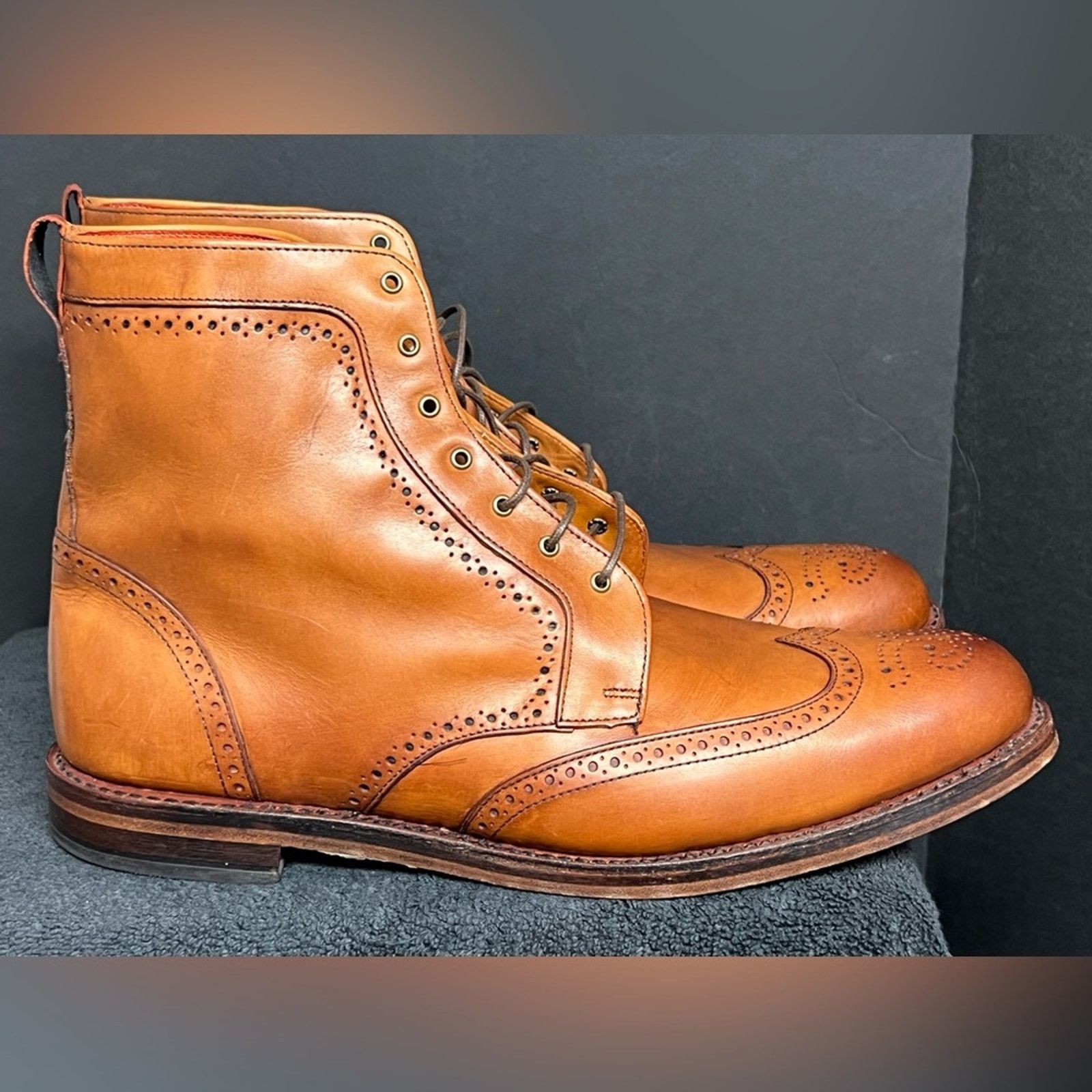 Allen Edmonds Allen Edmonds Dalton Wingtip Boots Men Tan BARELY WORN Size US 15 / EU 48 - 1 Thumbnail