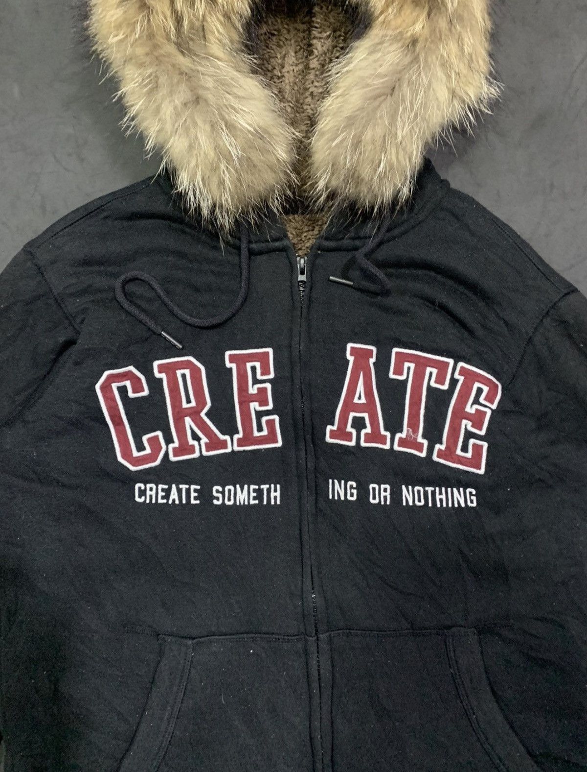 Japanese Brand Ugiz faux fur hoodie CREATE embordiery Size US L / EU 52-54 / 3 - 3 Thumbnail