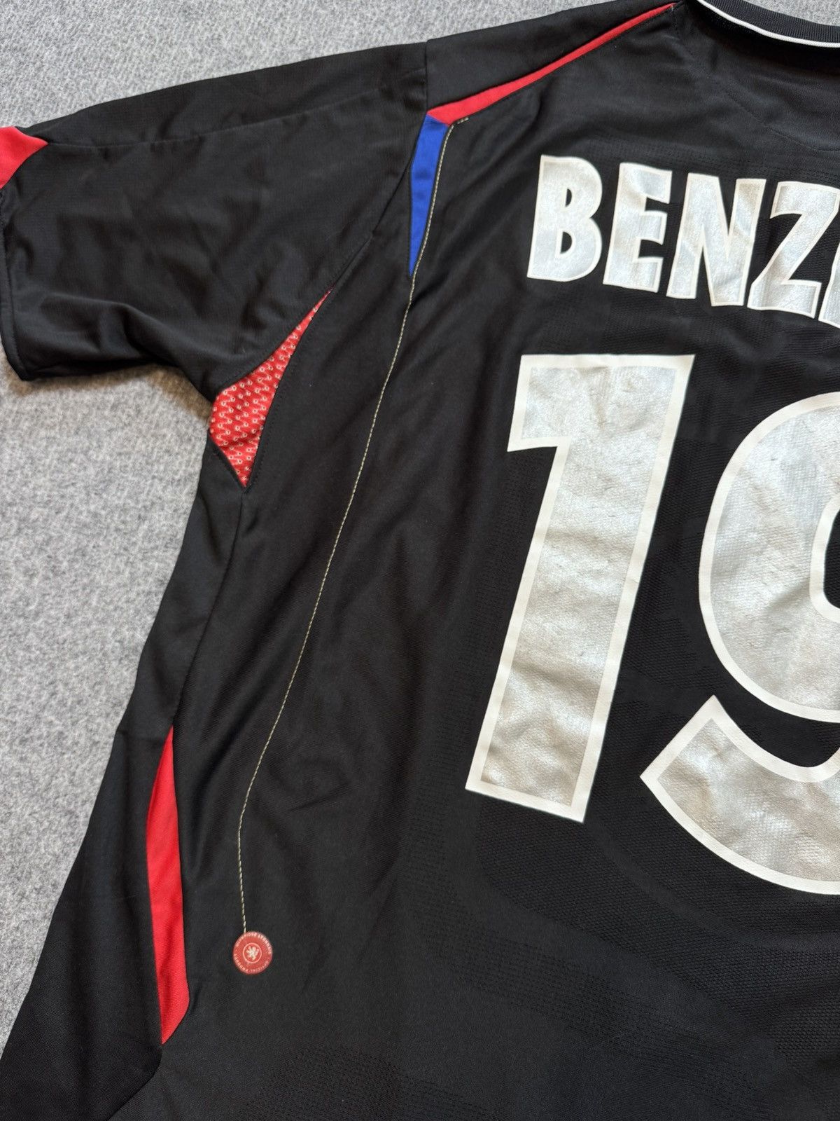 Umbro jersey Umbro Benzema football 2006-2007 Size US XL / EU 56 / 4 - 13 Thumbnail