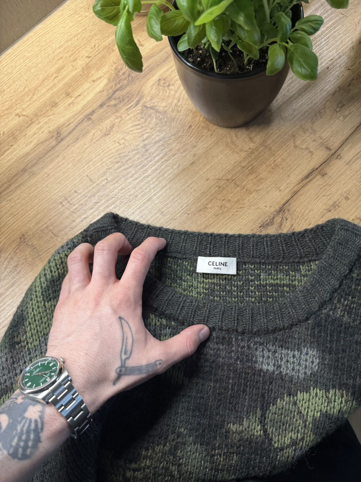 Celine Celine Paris Boxy Fit Cropped Wool Camo Designer Sweater Size US L / EU 52-54 / 3 - 4 Thumbnail