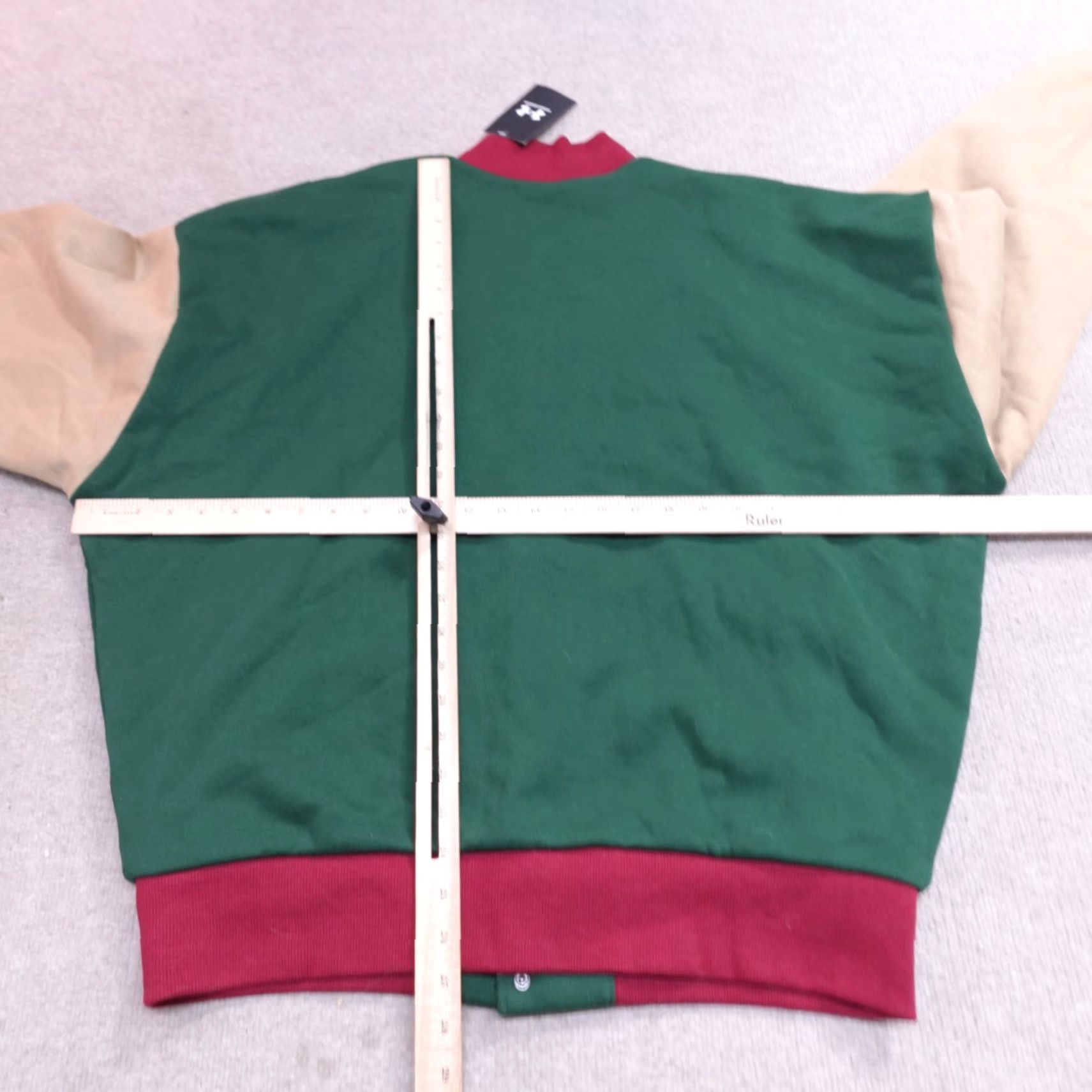 Under Armour Under Armour Jacket L Green Beige Icon Heavyweight Oversized Bomber NEW Mens Size US L / EU 52-54 / 3 - 7 Thumbnail