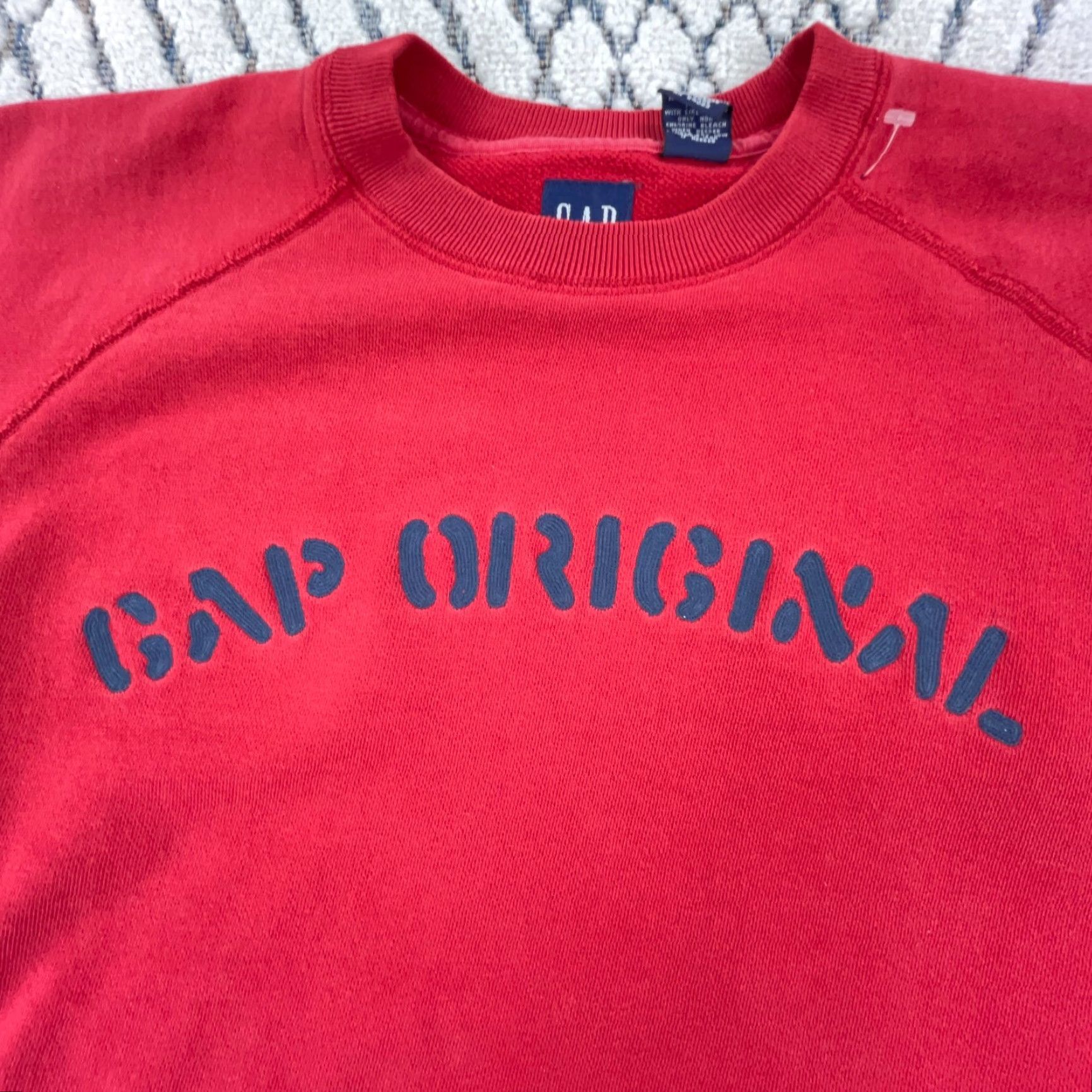 Gap VINTAGE Gap Sweatshirt Men Small Red Blue Crewneck Sweater Spell Out 90s Y2K Size US S / EU 44-46 / 1 - 2 Thumbnail