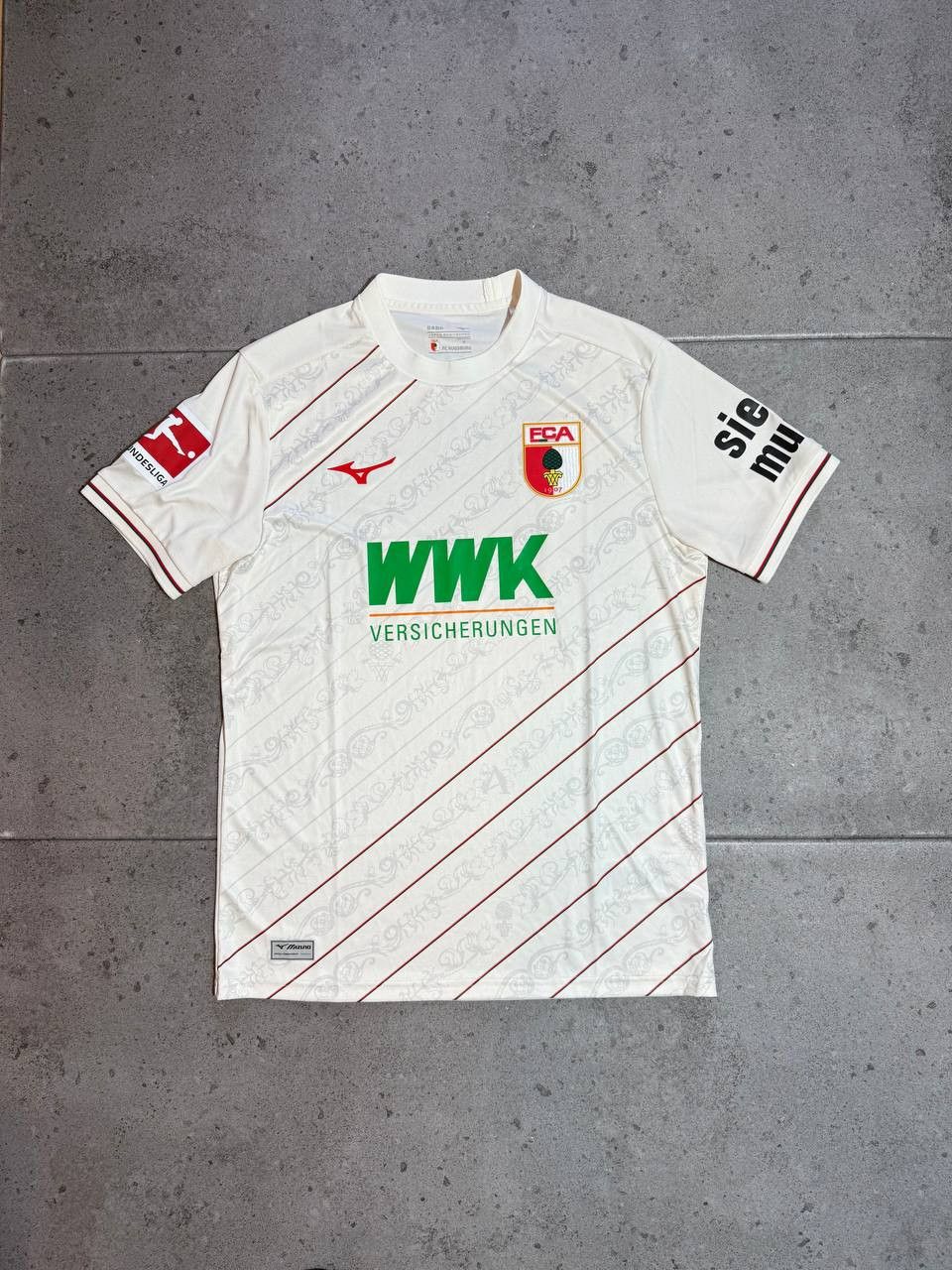 Mizuno Mizuno Augsburg season 24/25 soccer away jersey home bundes Size US M / EU 48-50 / 2 - 1 Thumbnail